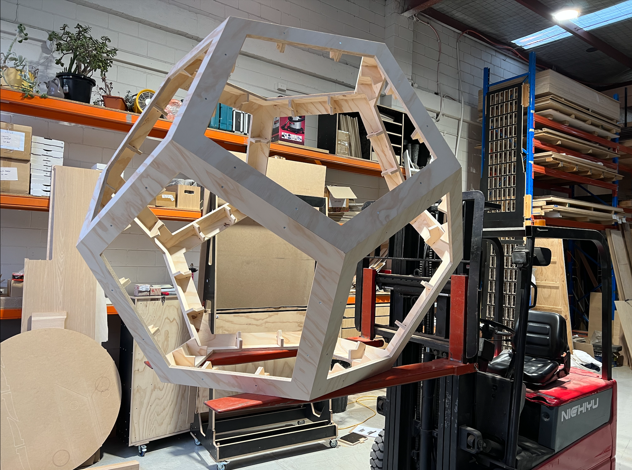 The frame of the bomb for 'SCP Foundation'