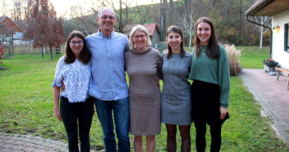 Familie — Kürbishof und Ferienhäuser im Weingarten Familie Gartner