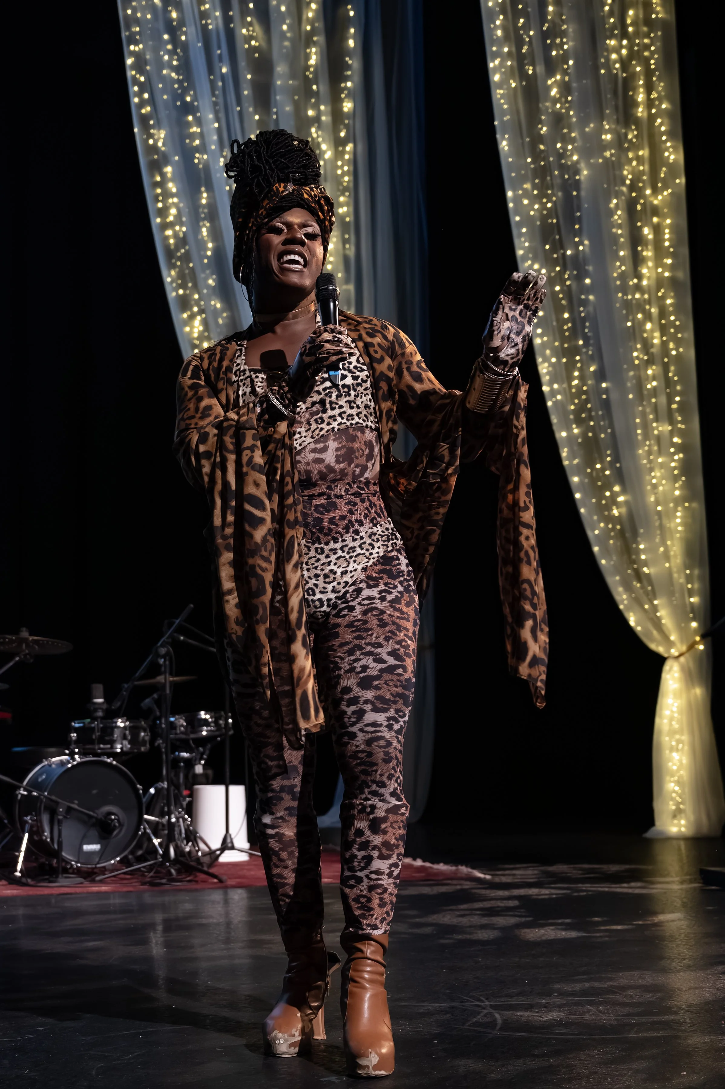  Photo by Chris Banks. 