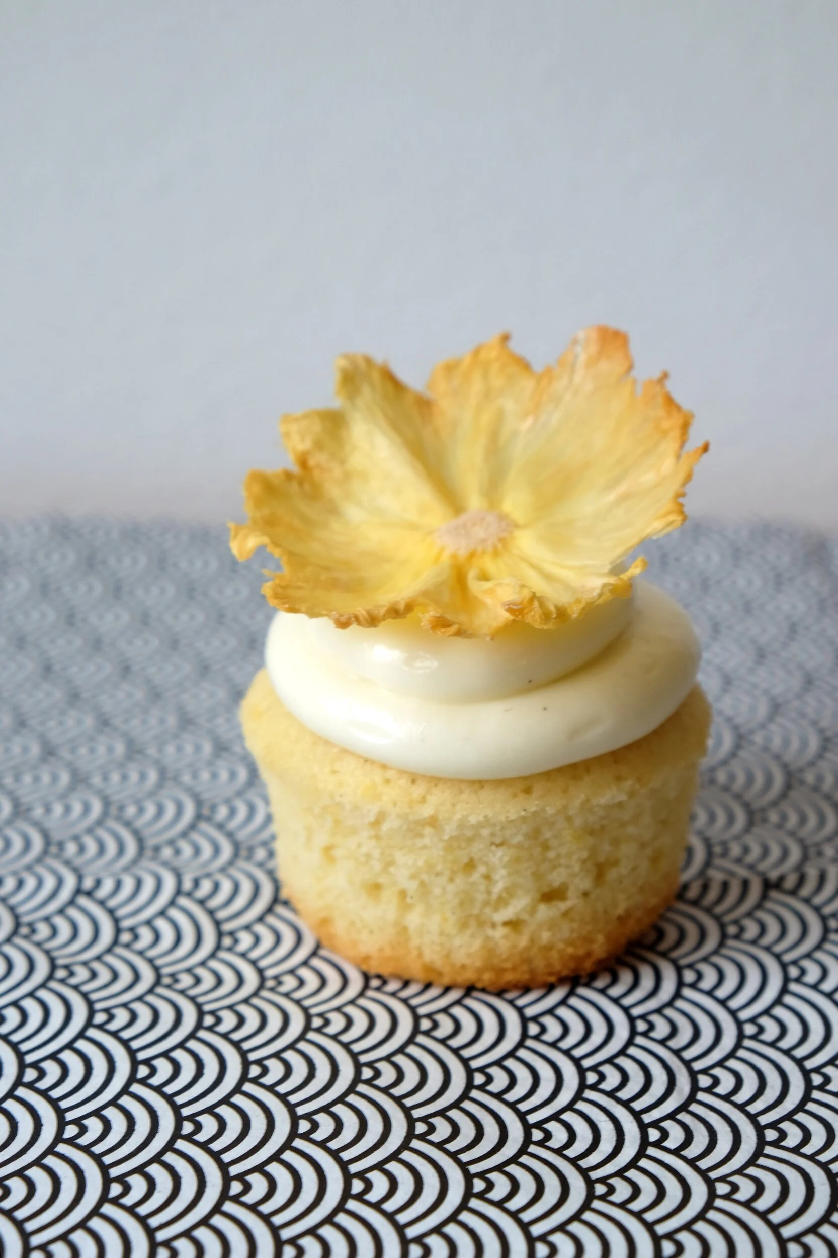 LEMON CUPCAKES