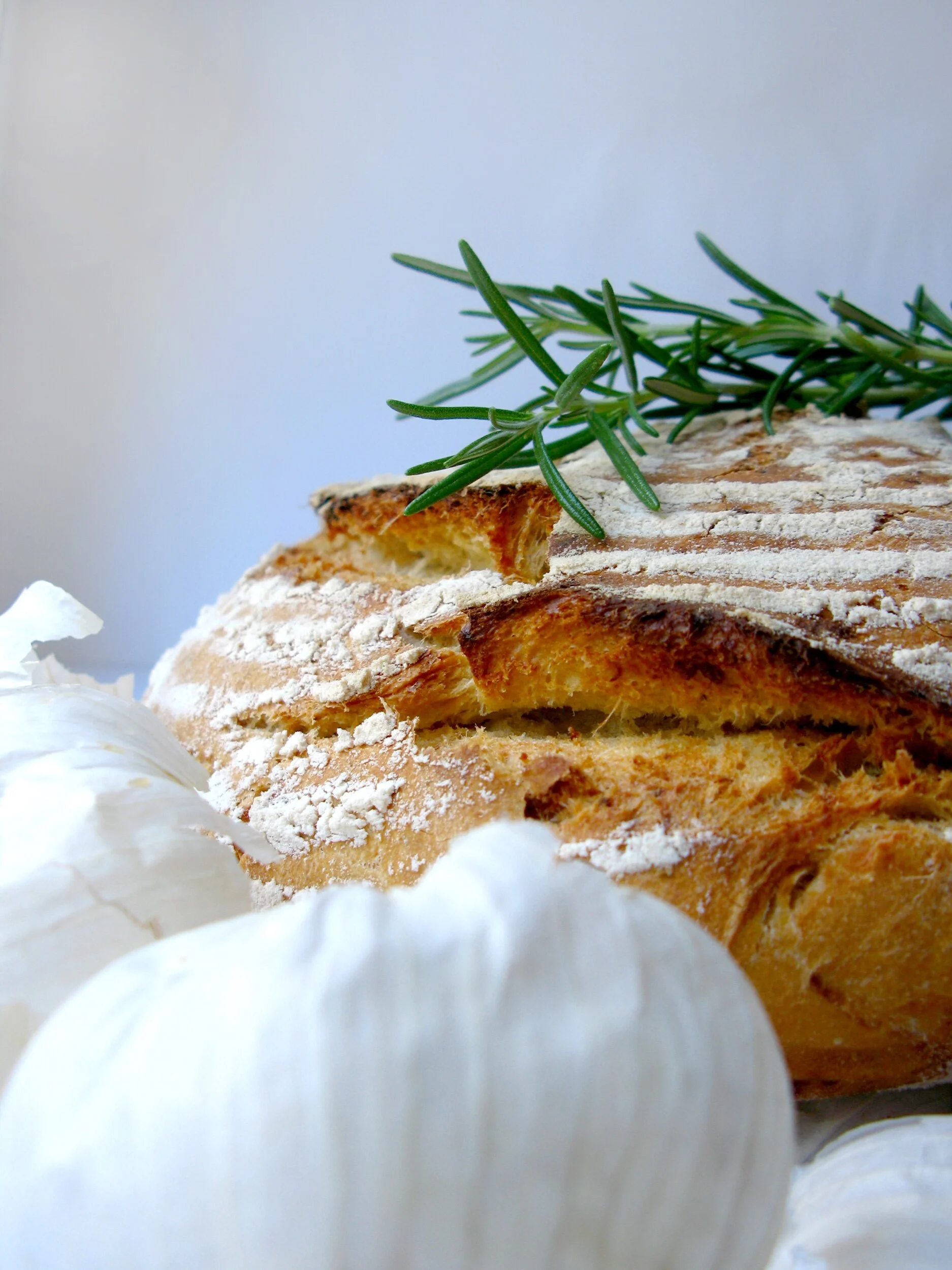 GARLIC ROSEMARY BREAD