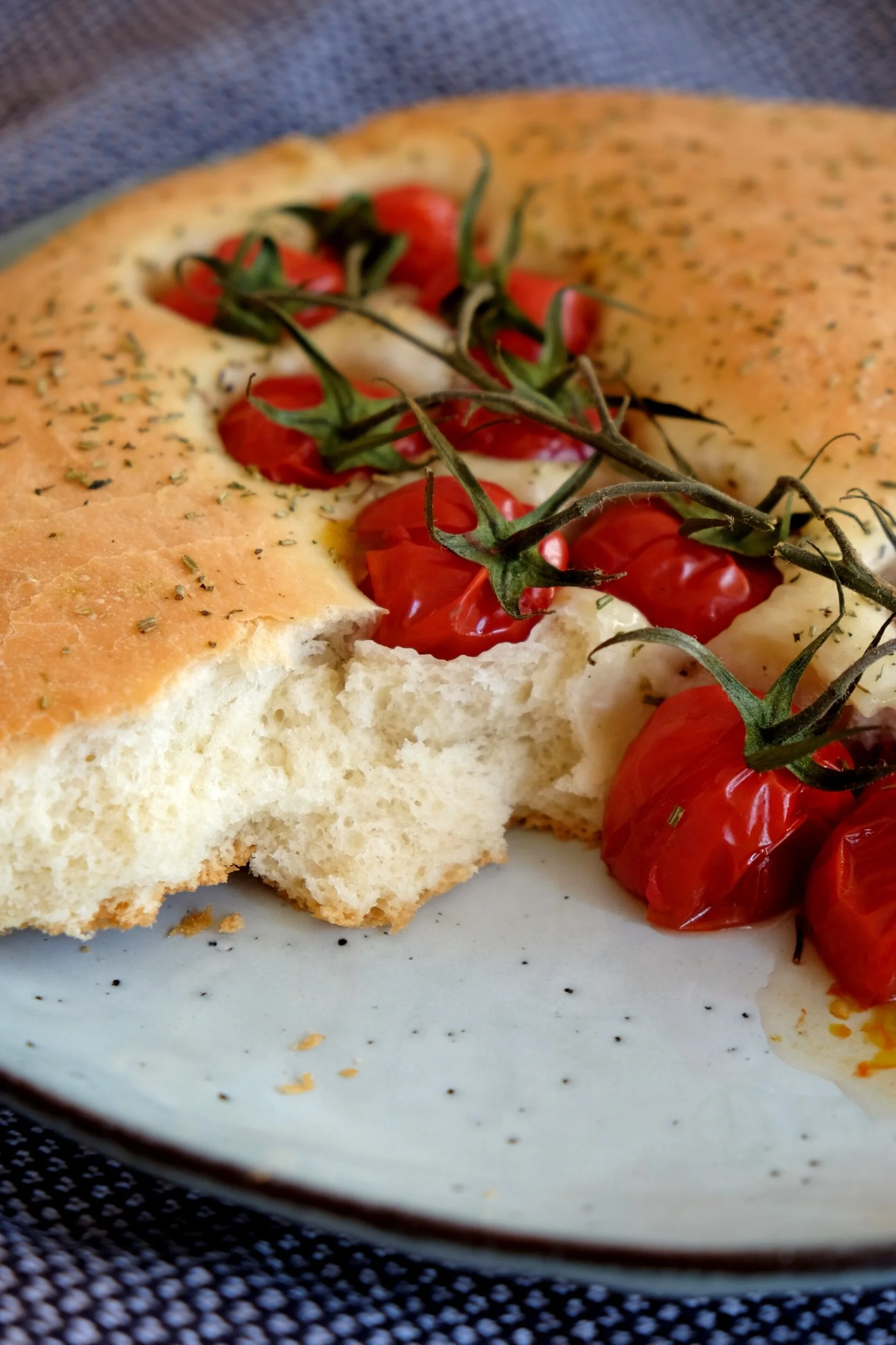 FOCACCIA WITH CHERRY TOMATOES AND OLIVES