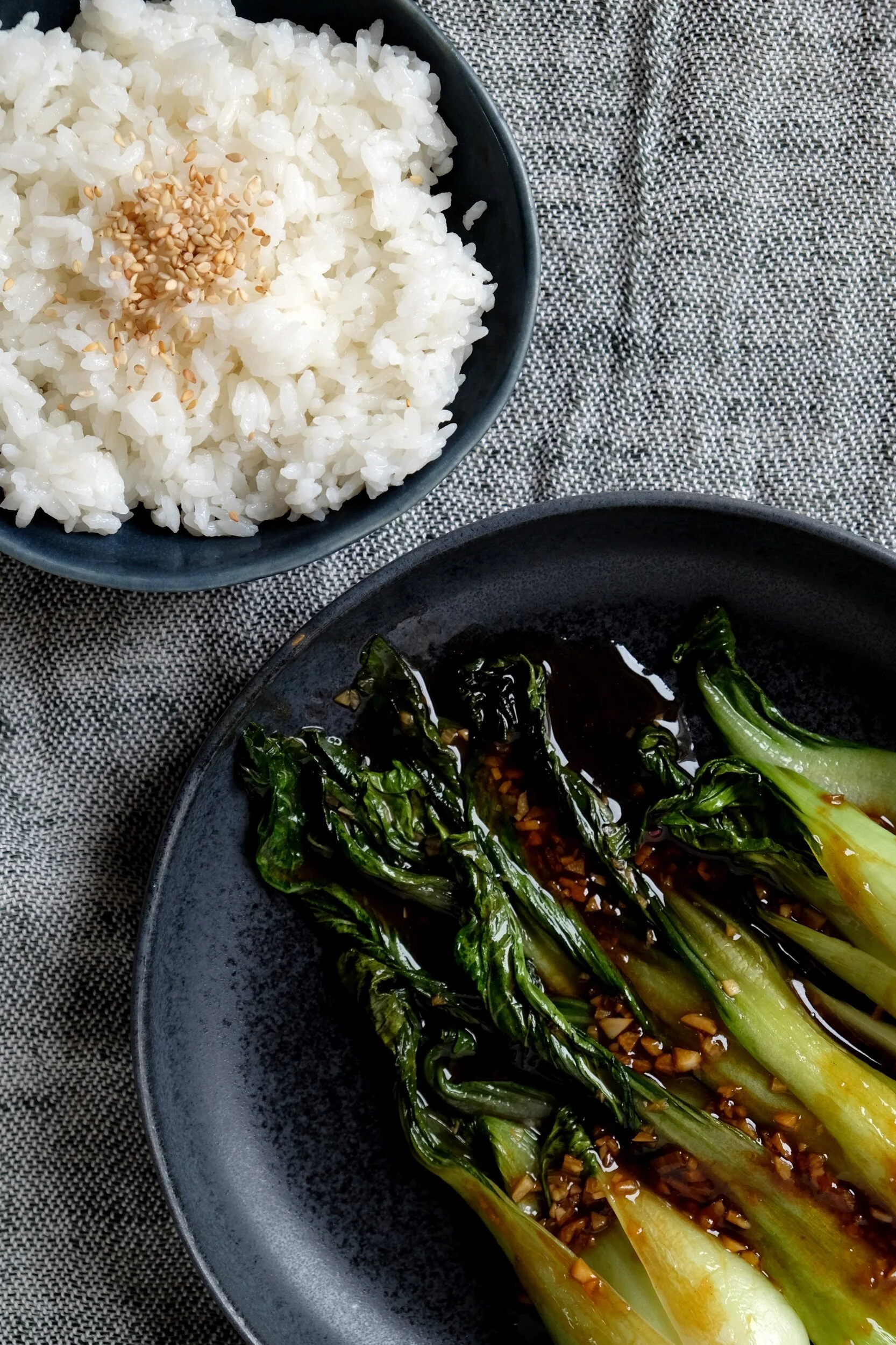 BOK CHOY IN GARLIC OYSTER SAUCE