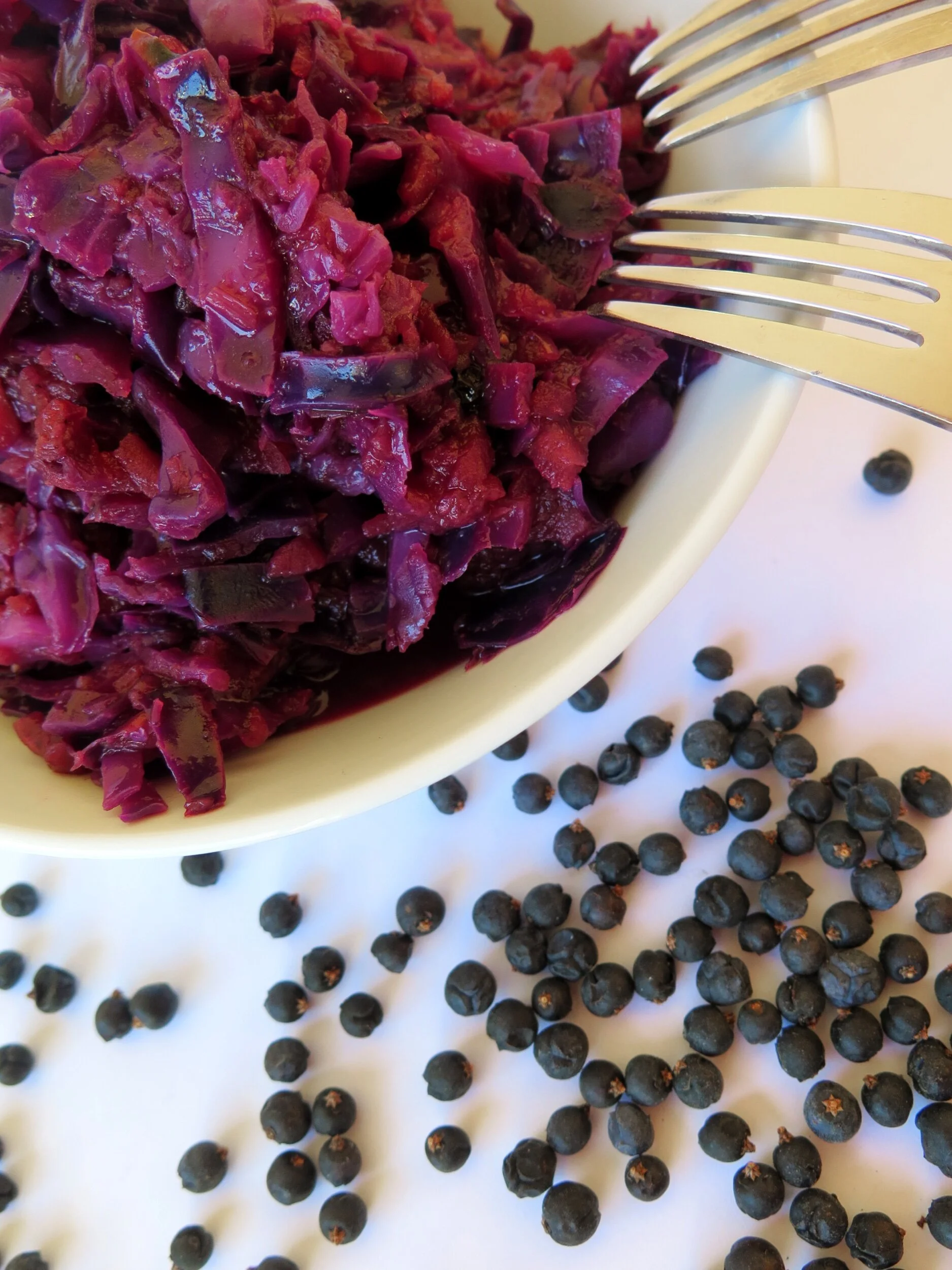 BRAISED RED CABBAGE