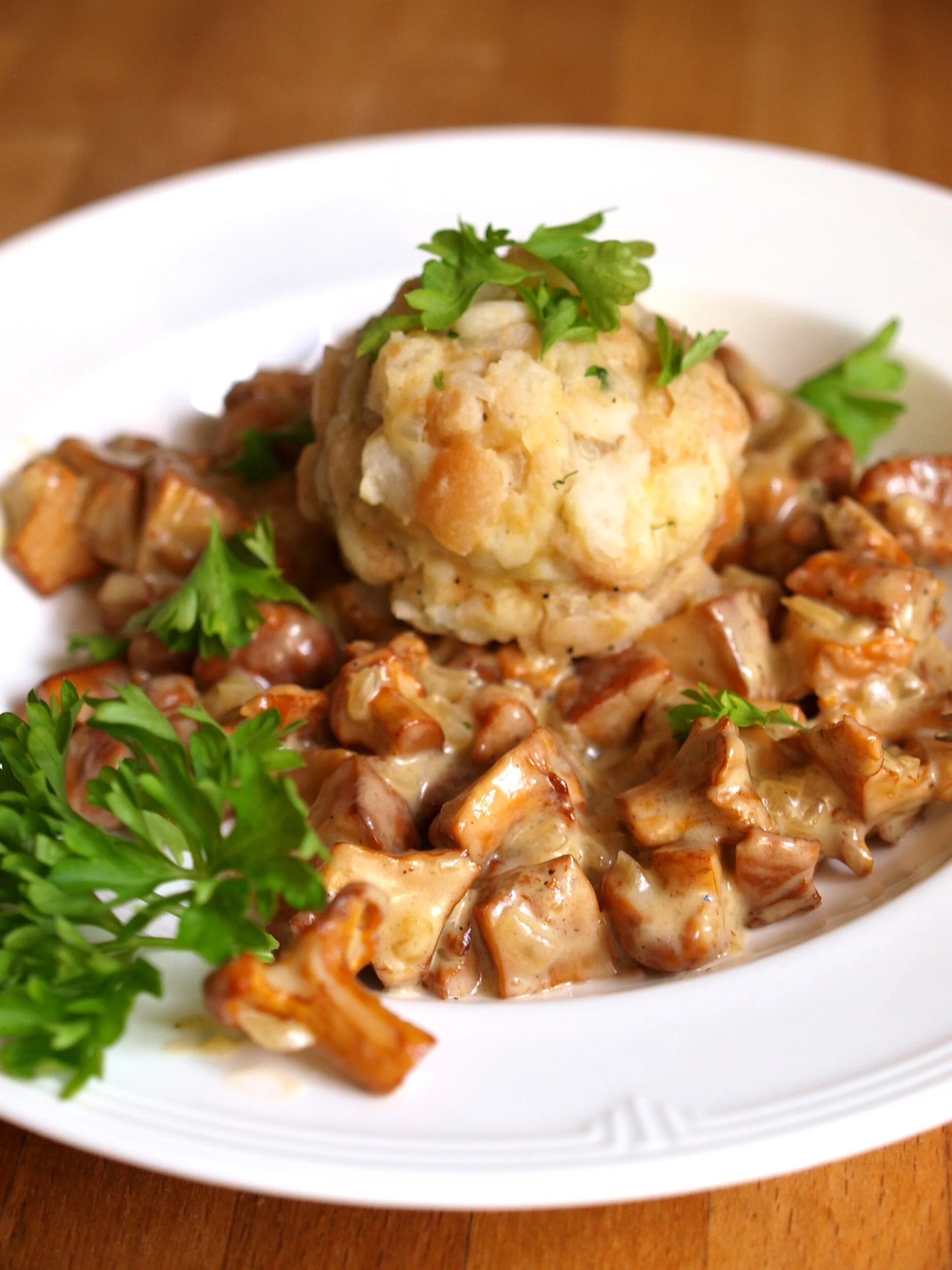 AUSTRIAN BREAD DUMPLINGS WITH CHANTERELLE SAUCE