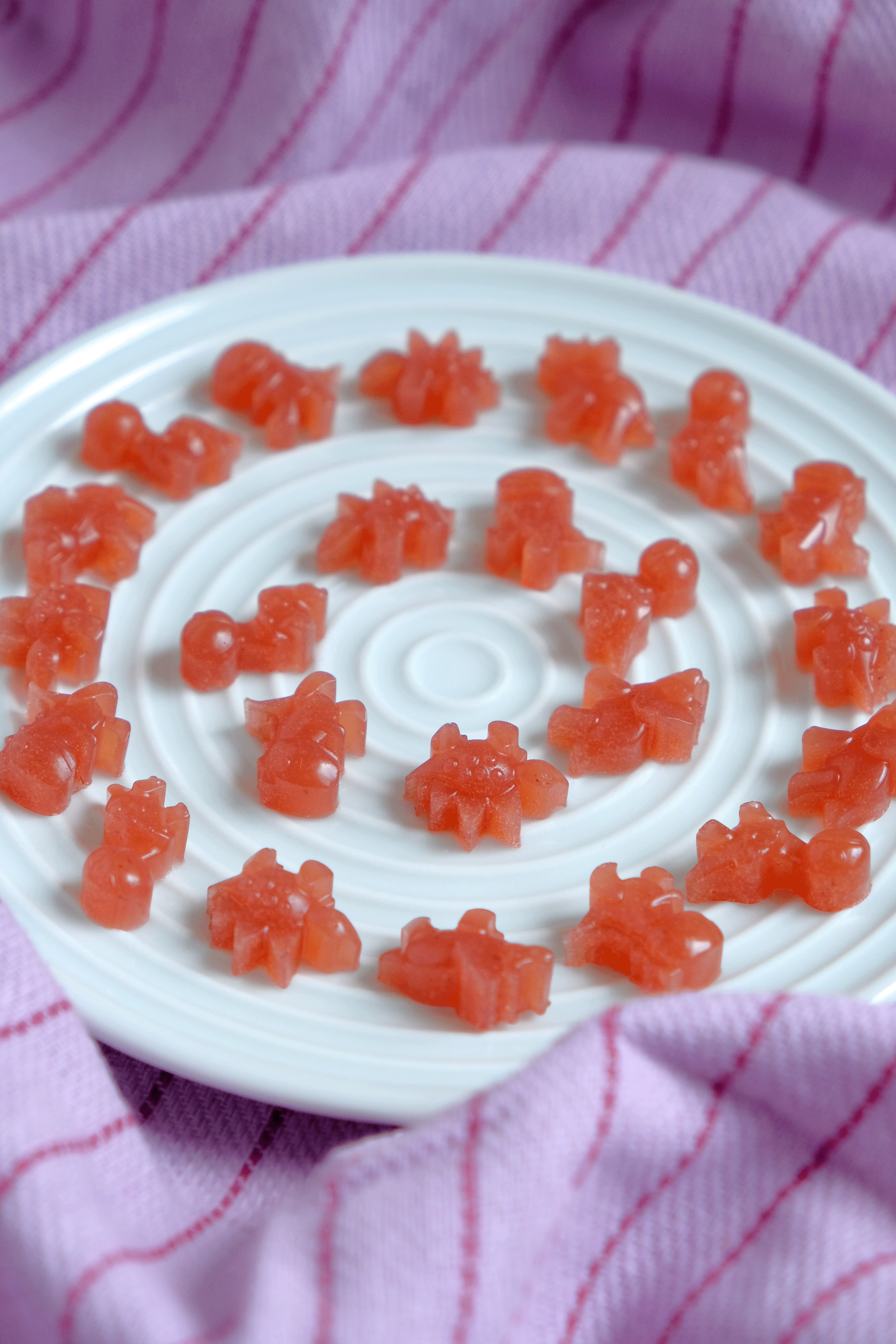 STRAWBERRY CARROT GUMMIES