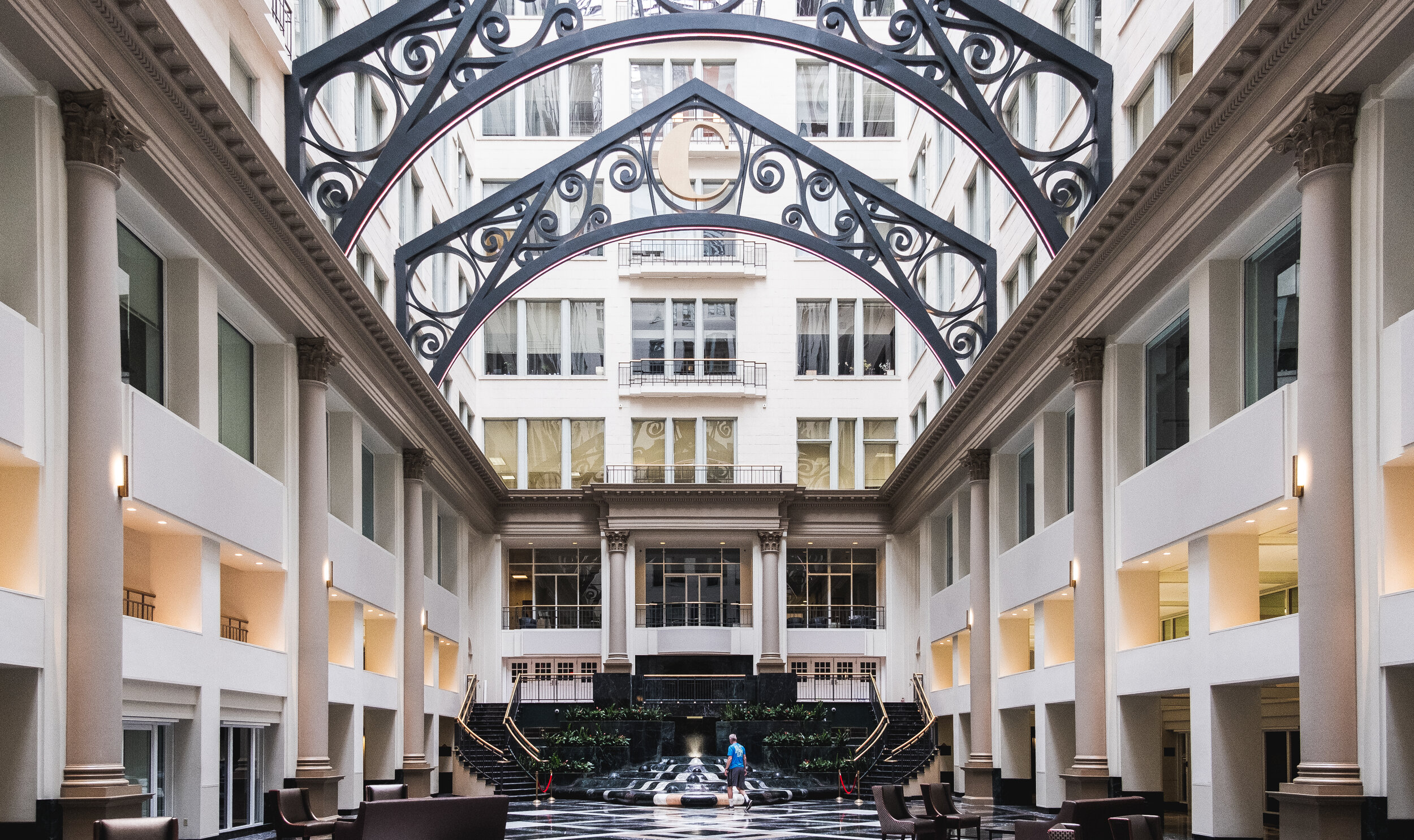 2019_ATRIUM AT THE CURTIS CENTER_THE PHILLY CHECKLIST-4.jpg