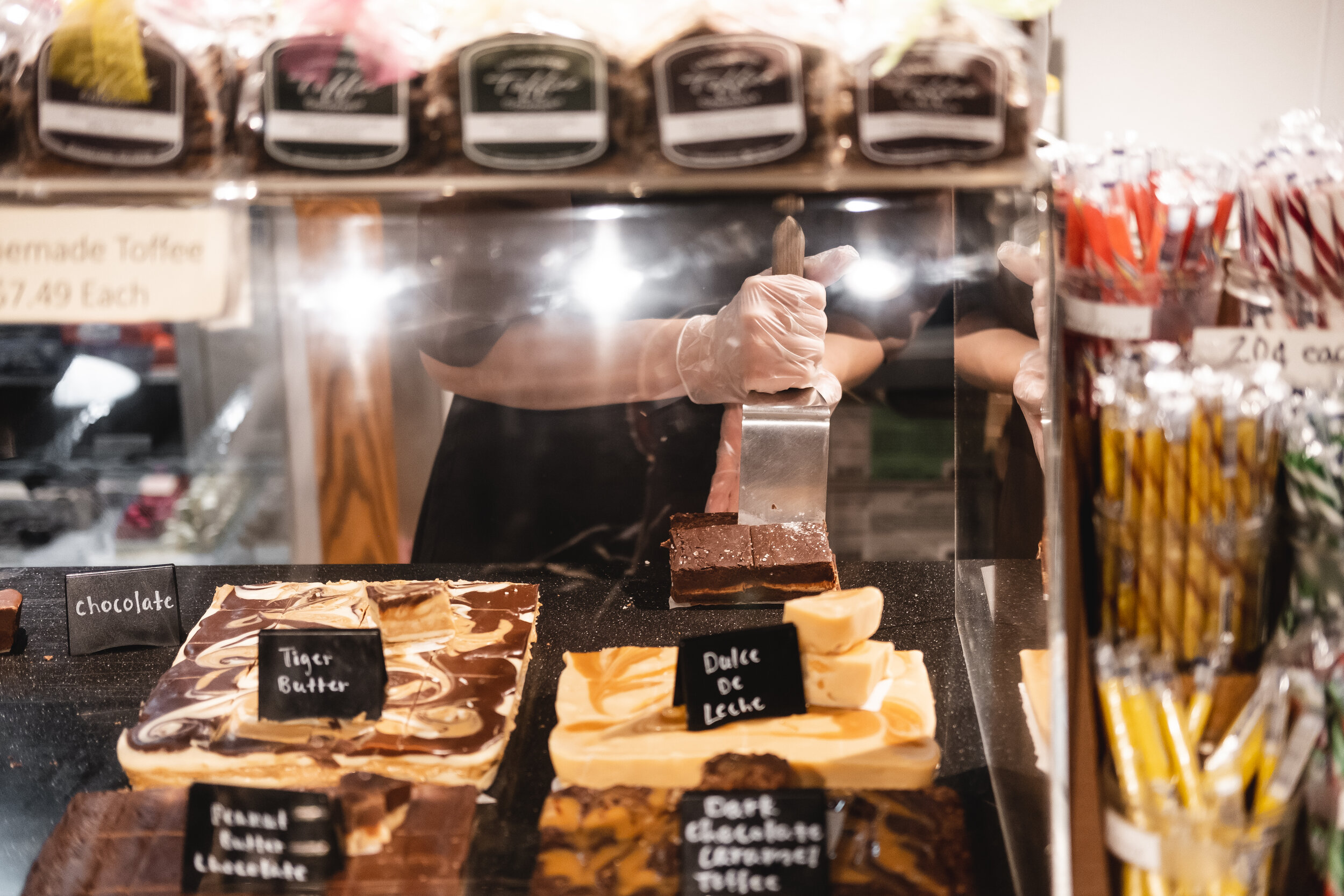 2019_READING TERMINAL MARKET_FOOD_THE PHILLY CHECKLIST-11.jpg
