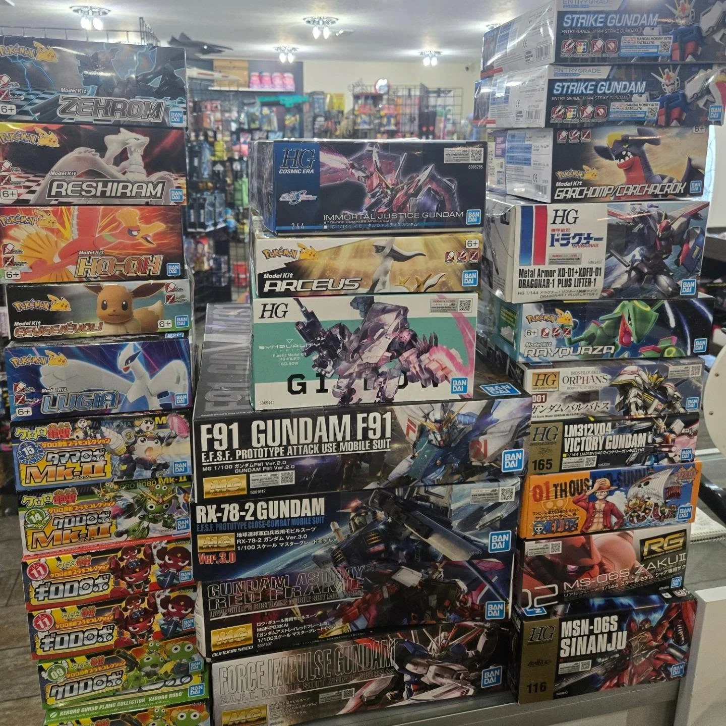 New model kits in stock! Gundam, Pok&eacute;mon,  and One Piece!