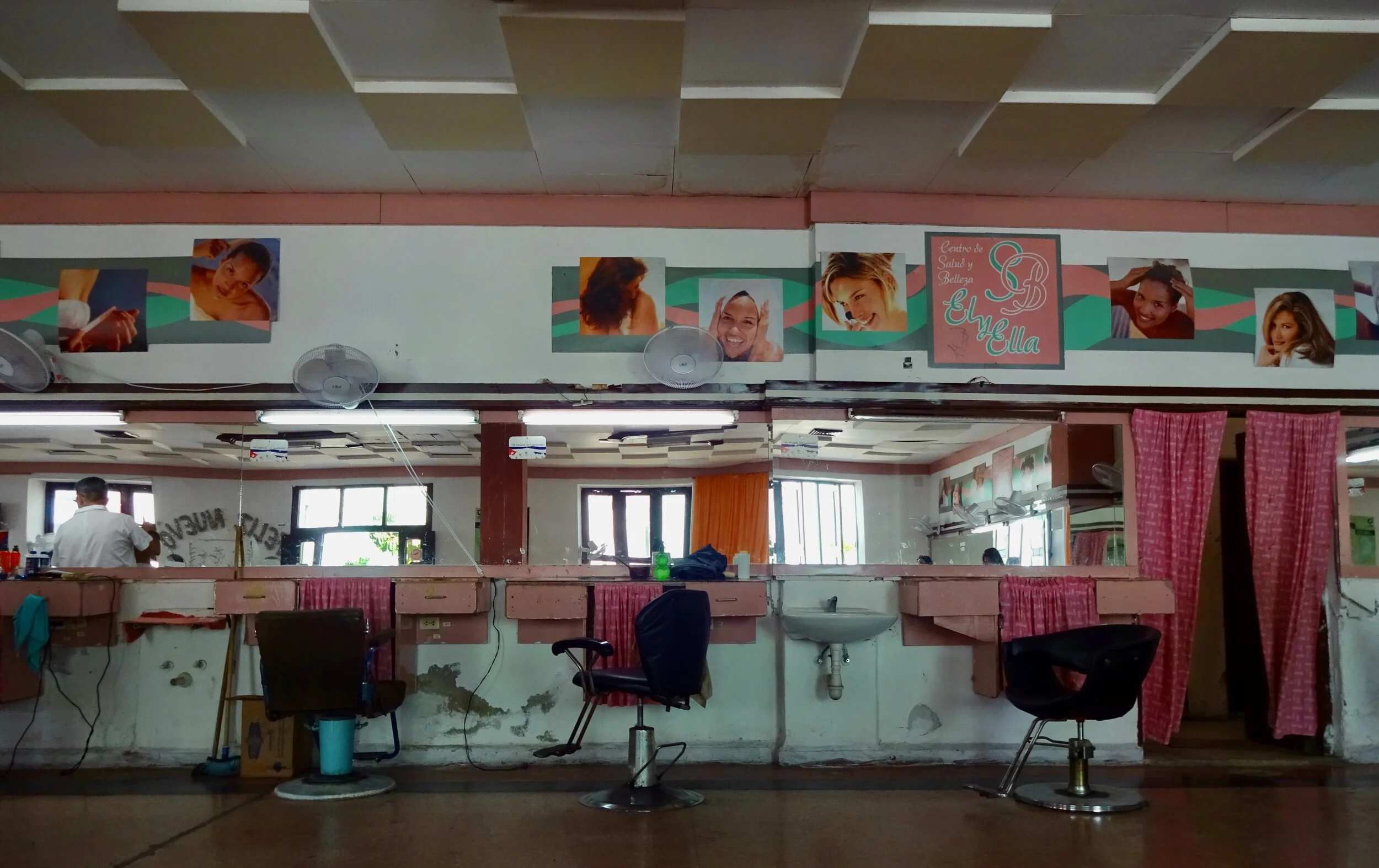 Barbershop Cienfuegos2.jpeg