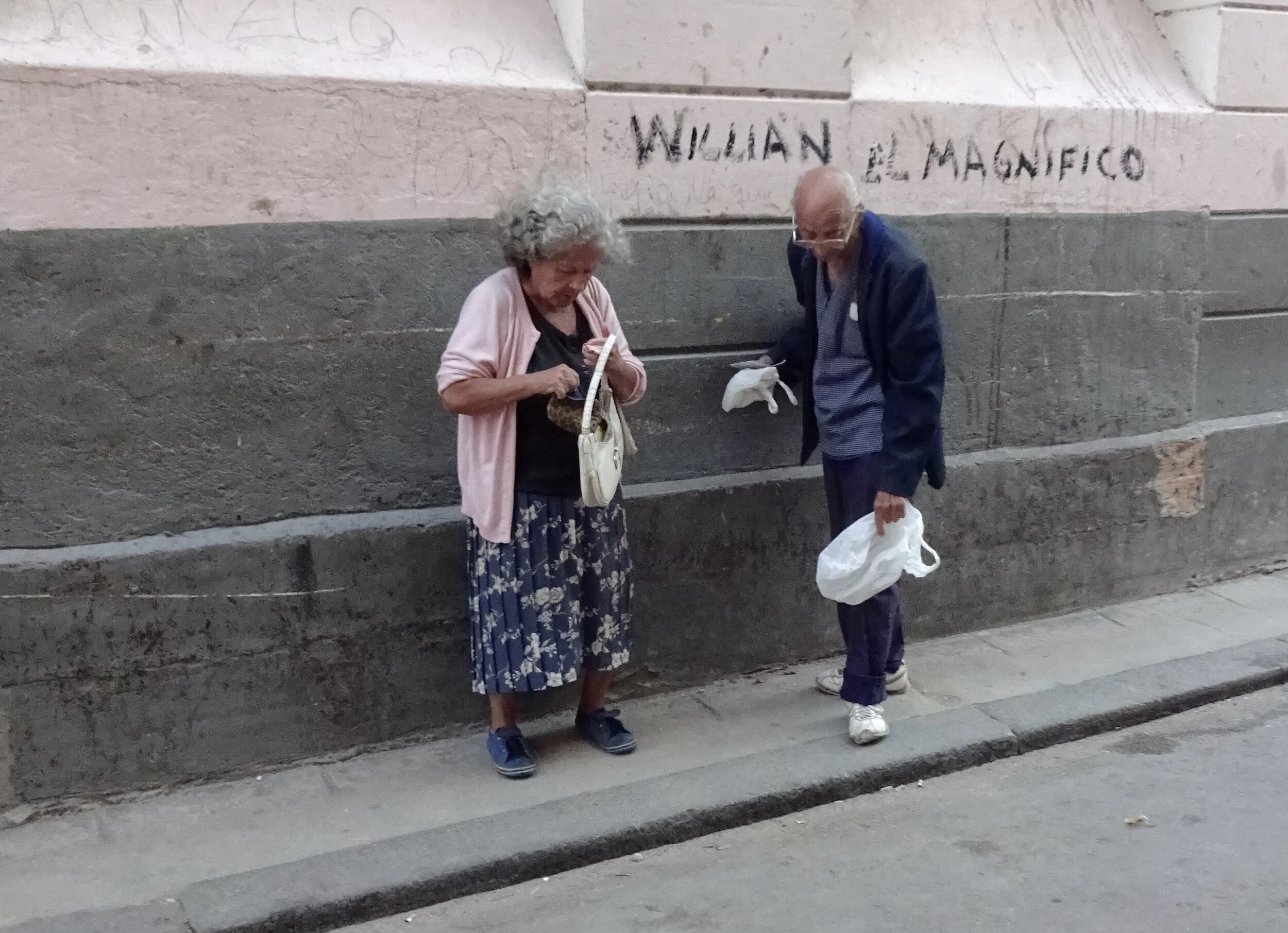growing-old-in-havana_49479506358_o.jpg