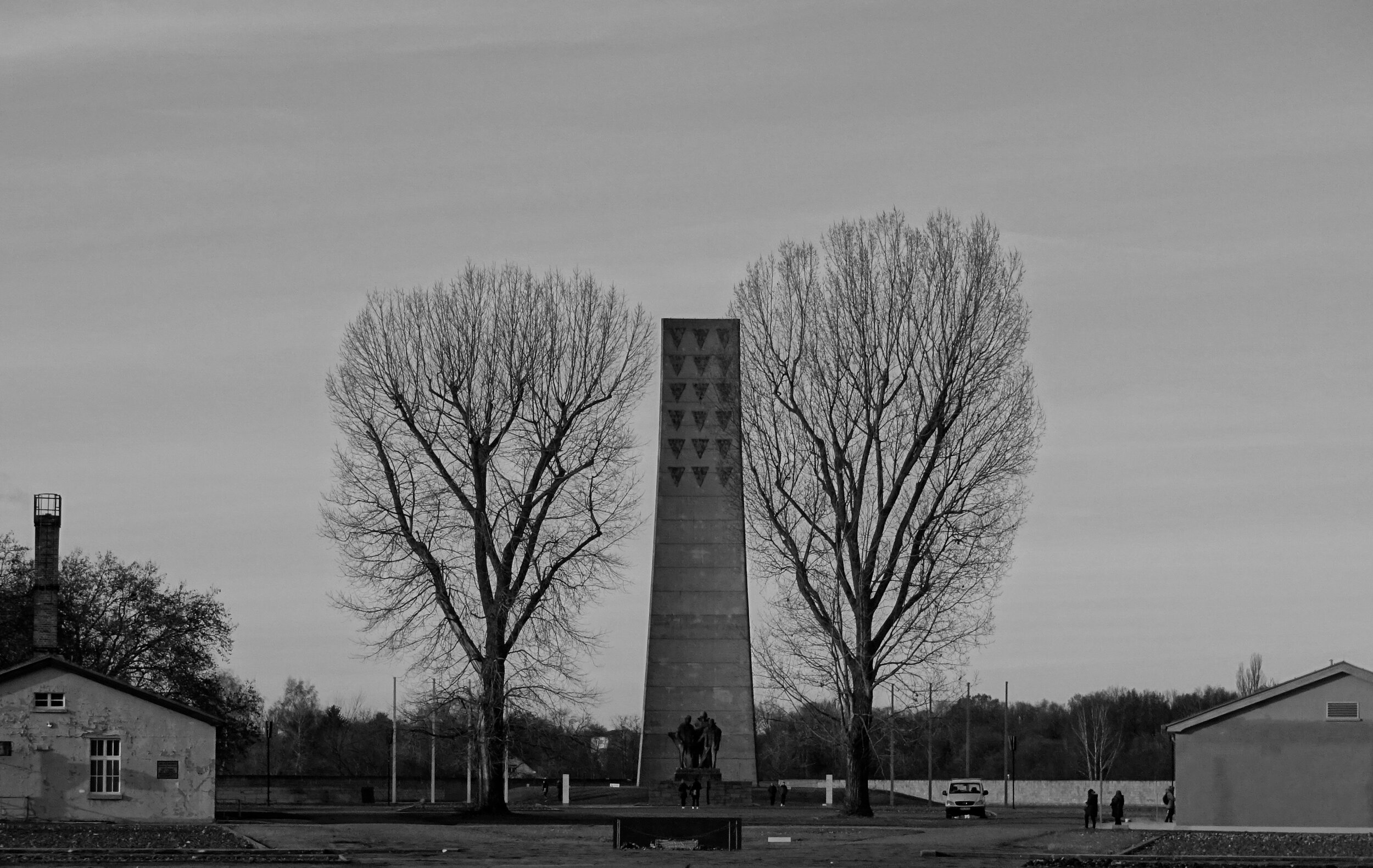 sachsenhausen-tableau-nazi-concentration-camp-sachsenhausen-germany_49478221628_o.jpg