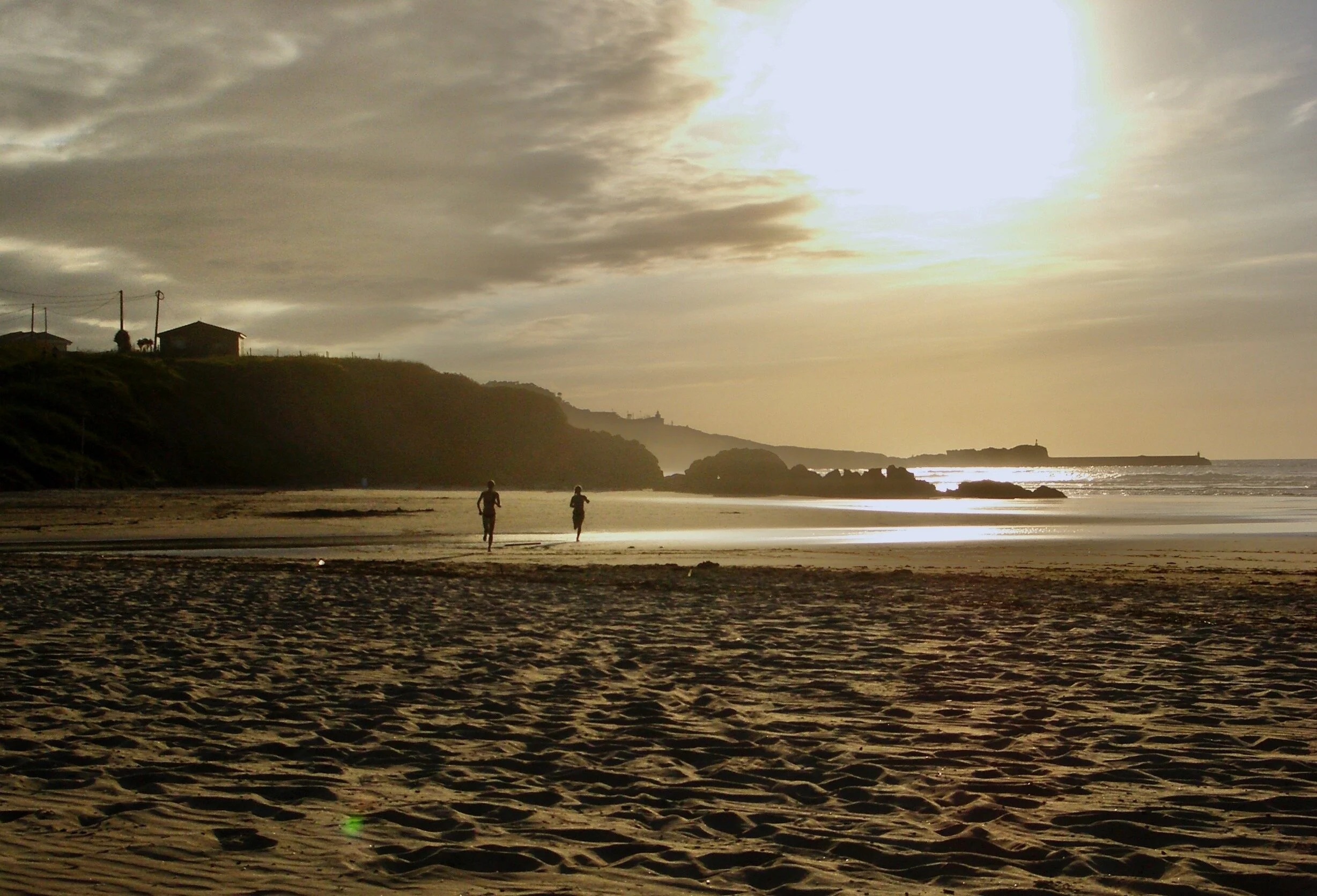 Sophia and molly in Cantabrian beach.jpeg