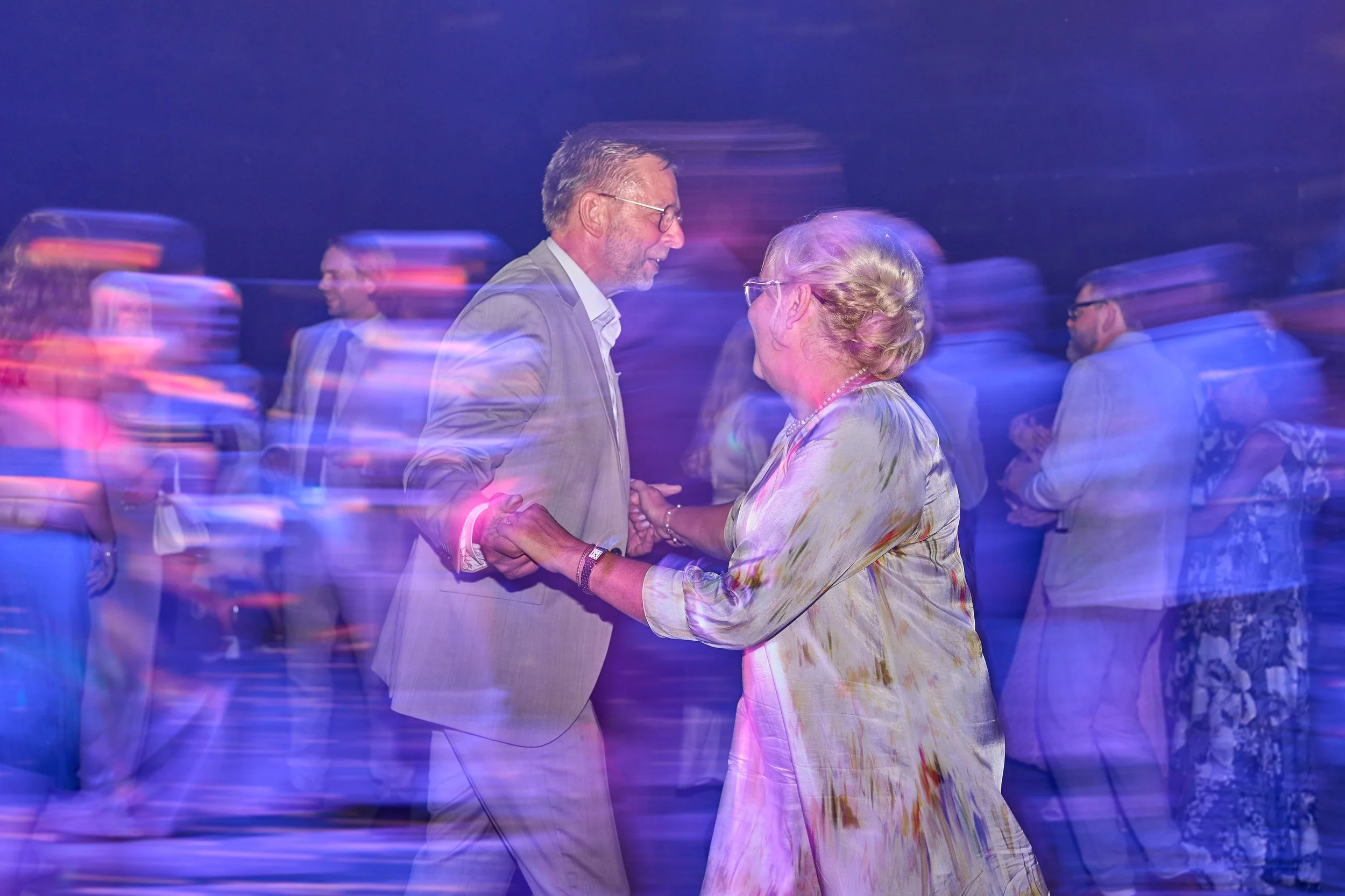 Isak & Caroline 27:8-22 1077.jpg