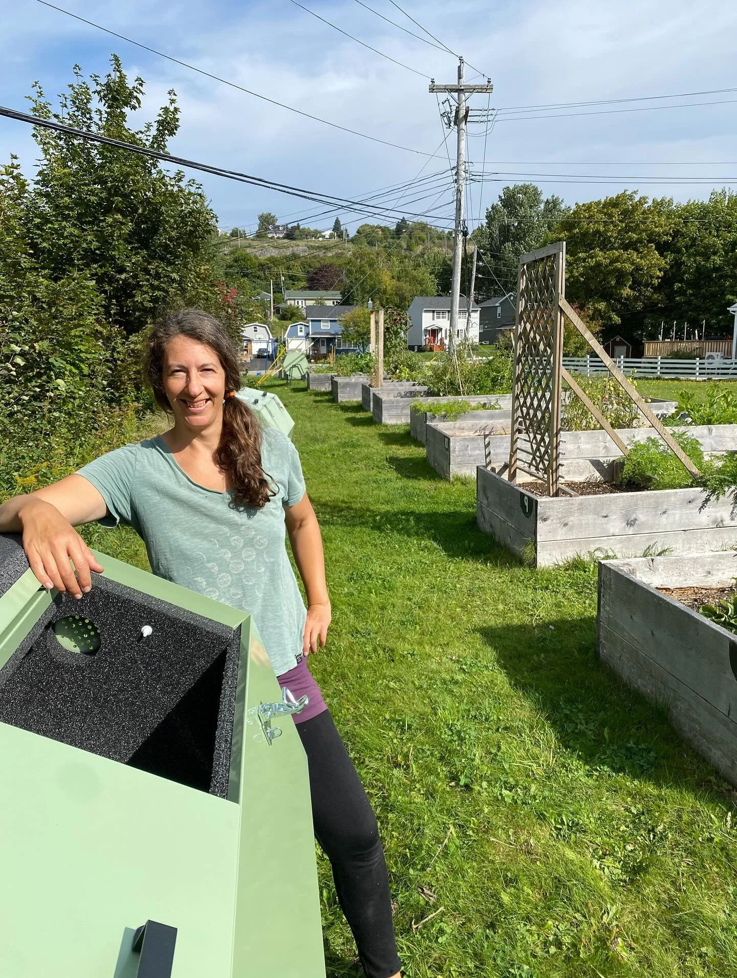 Want to harvest some compost? Come join us!
We’ll be at the Reid Street Community Garden tomorrow morning, Saturday October 25th at 10 am. 
We’re going to tidy up the garden and harvest all the finished compost from the bins and add it