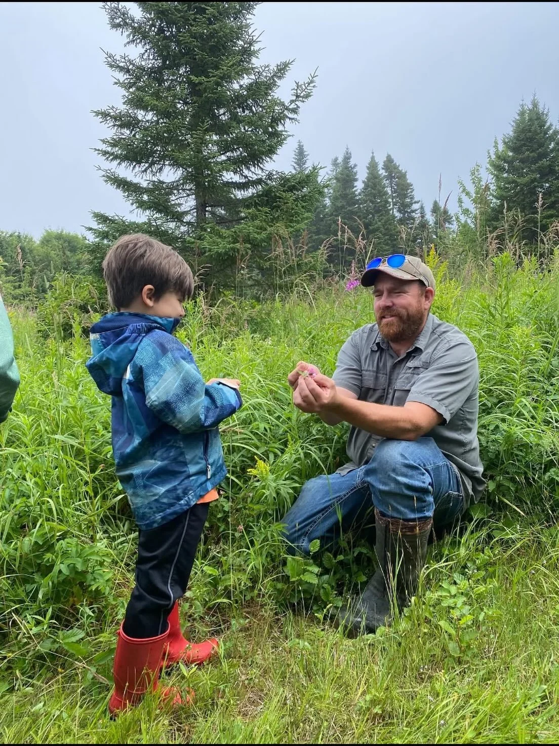 Our first coastal foraging workshop is full, so we&rsquo;ve planned a second one for you! 

Join us and Joie de Vivre Farm on Monday, June 22nd at 630 pm for a workshop that will help you identify all the wild green edibles along our beaches. 

All t