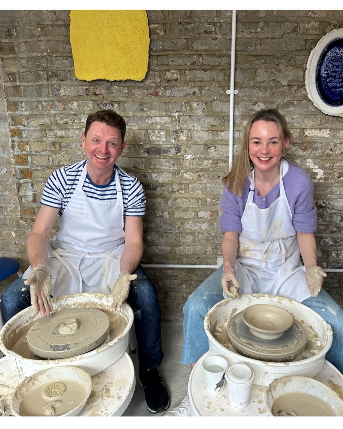 We have a few spots left in our 4 week throwing course starts tomorrow Tuesday 2nd May 10.30-1pm or at 6-8.30pm in #barnes  so sign up now link in bio: book now button 😊

#potterymugs #throwingpottery #richmondlondon #ceramicsdaily