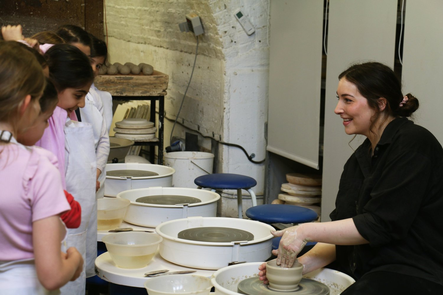 Book a Class in Hammersmith — Ceramics Classes London Professional