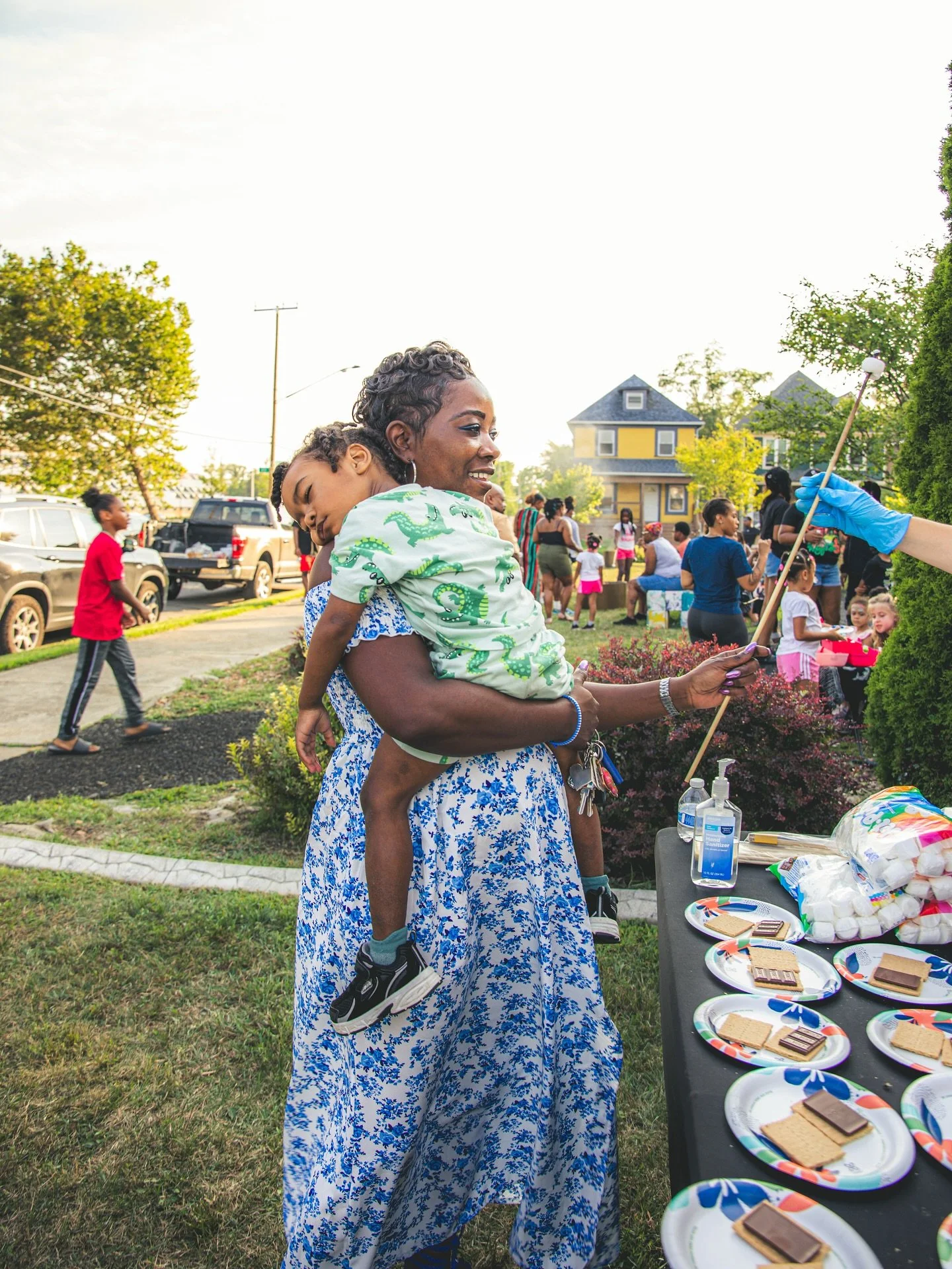 Oh what a sweet and slightly sticky time was had at the ART PARK today at our annual SUNSET &amp; S&rsquo;MORES event!

Friends and families enjoyed s&rsquo;mores, songs and of course the best face painter in all the land! 

We&rsquo;re back in actio