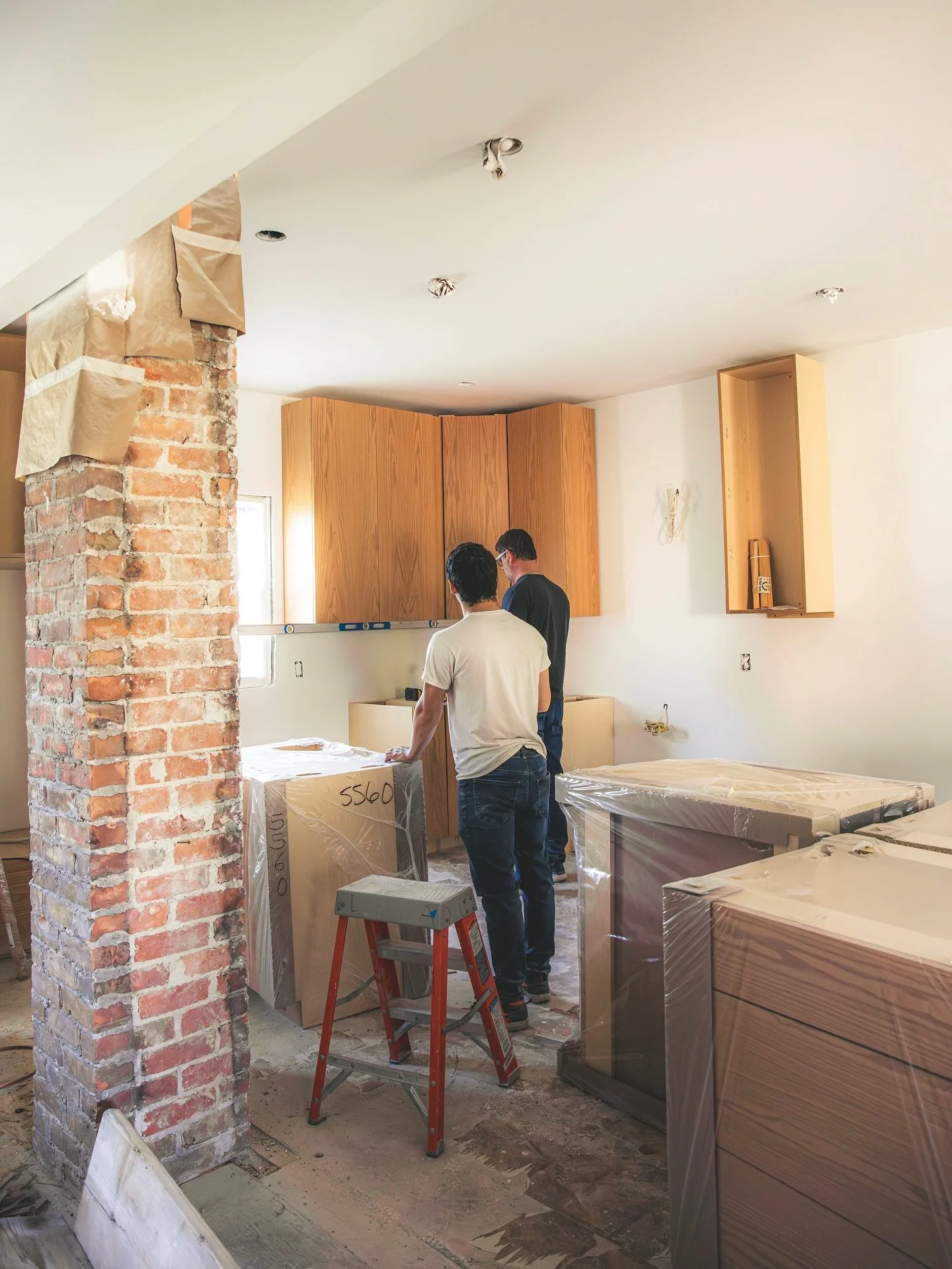 Kitchen starting to shape up! 
.
.
.
#kitchen #wood #lafata #nwgoldbergcares #nwgc #detroit #community #nwgoldberg #whiteoak #localbusiness