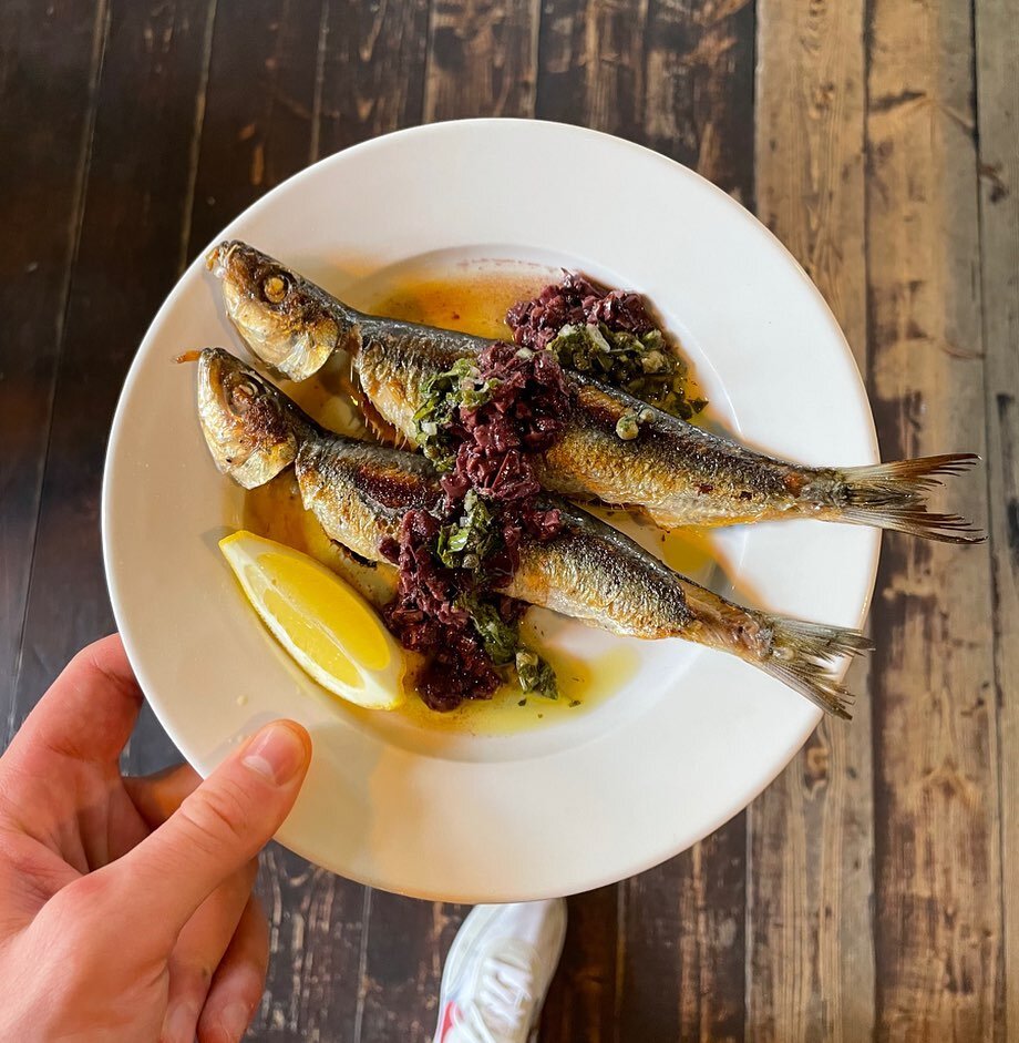 Grilled sardines served with black olive tapenade on our specials board today!

Open for lunch and dinner 🍽 
#theclarence #stokey #n16 #churchstreet