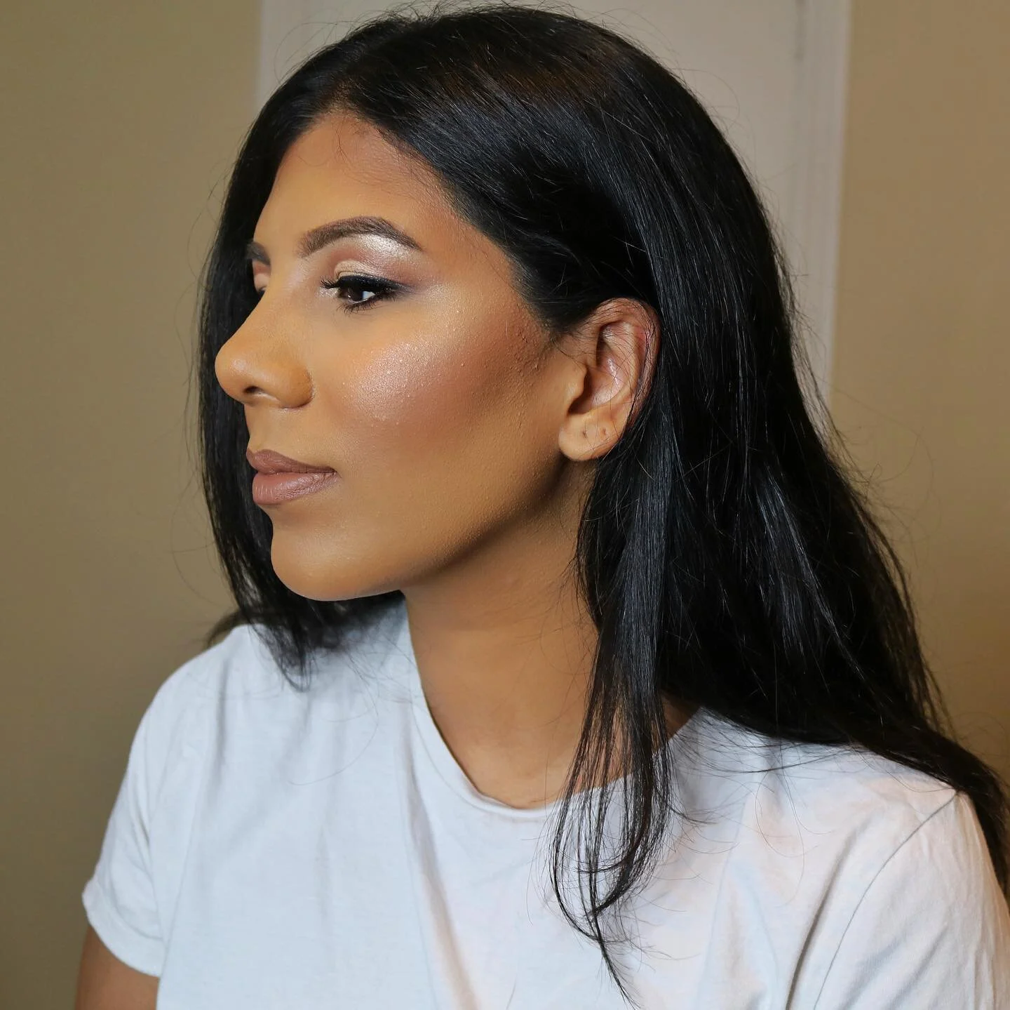 I missed glamming up my clients so much.🥺😍 

You can now book your makeup appointments with me through my website or email.🤍