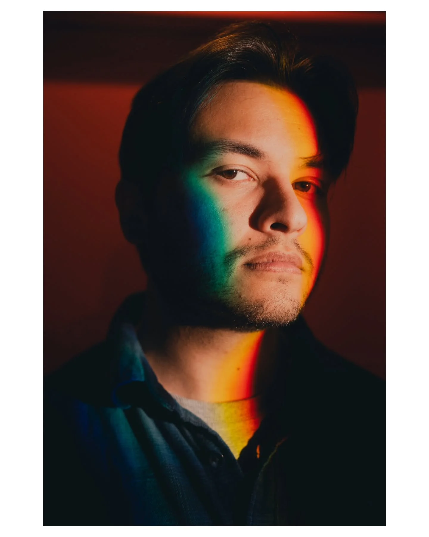 prismatic light painter

prism pointer: @noahphilipose

#sony #a7iv #prism #portrait