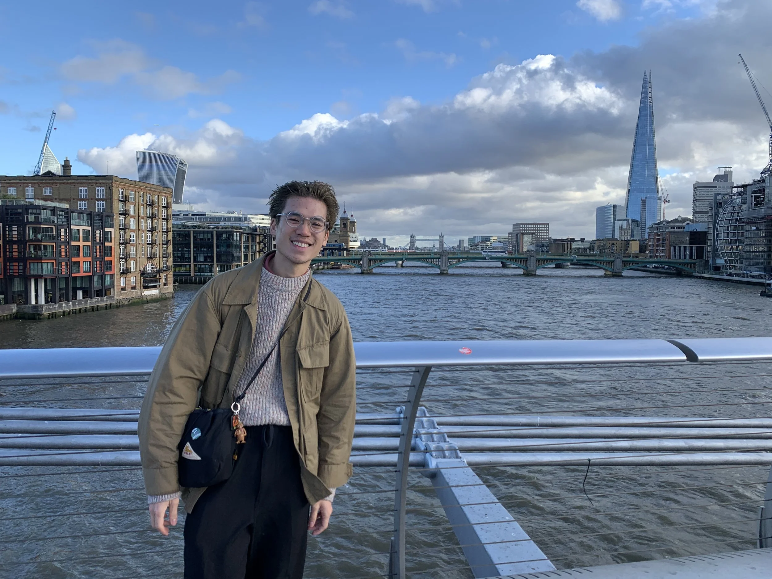 ลอนดอน และ มูบิ