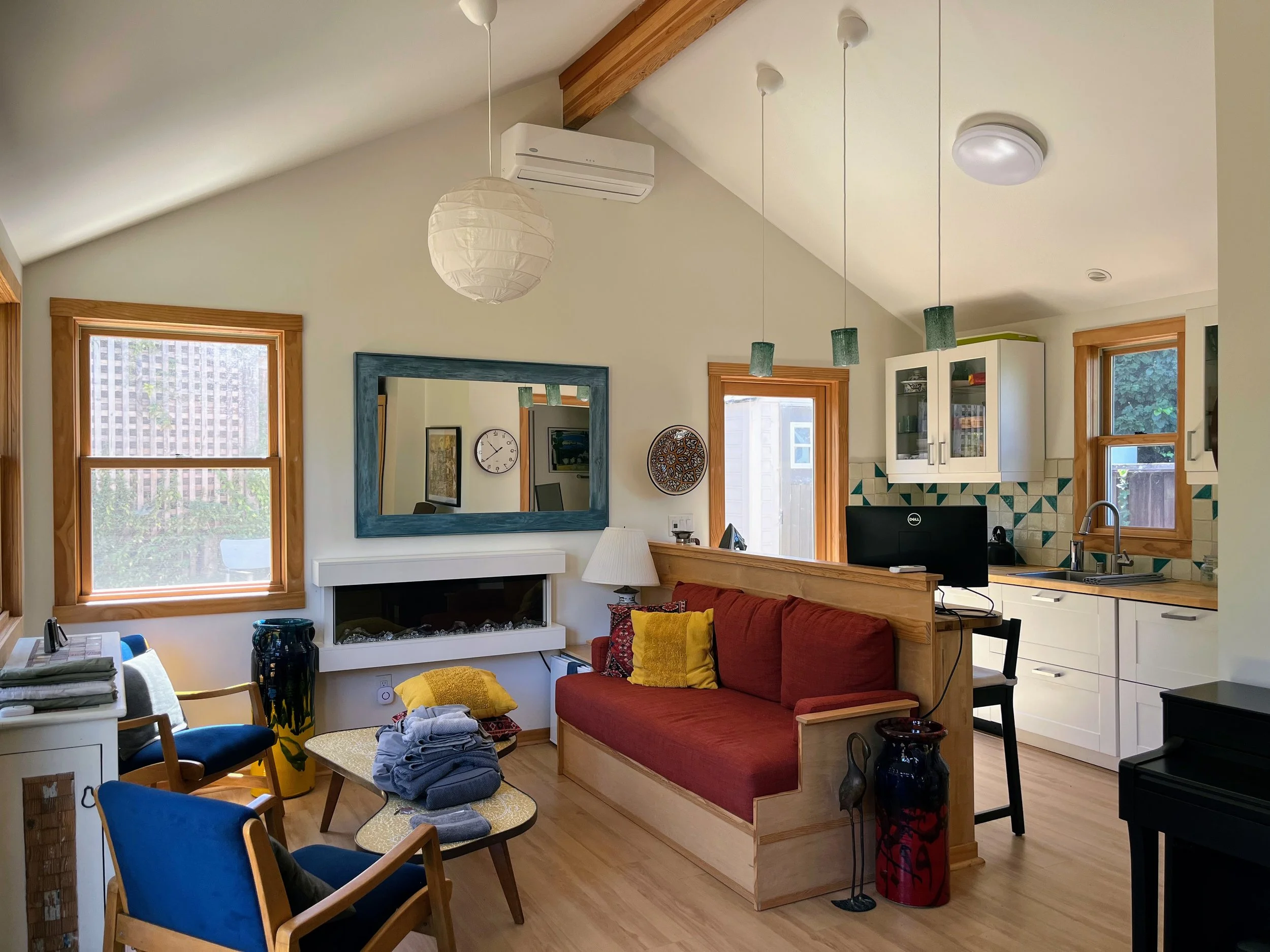adu-interior.jpg