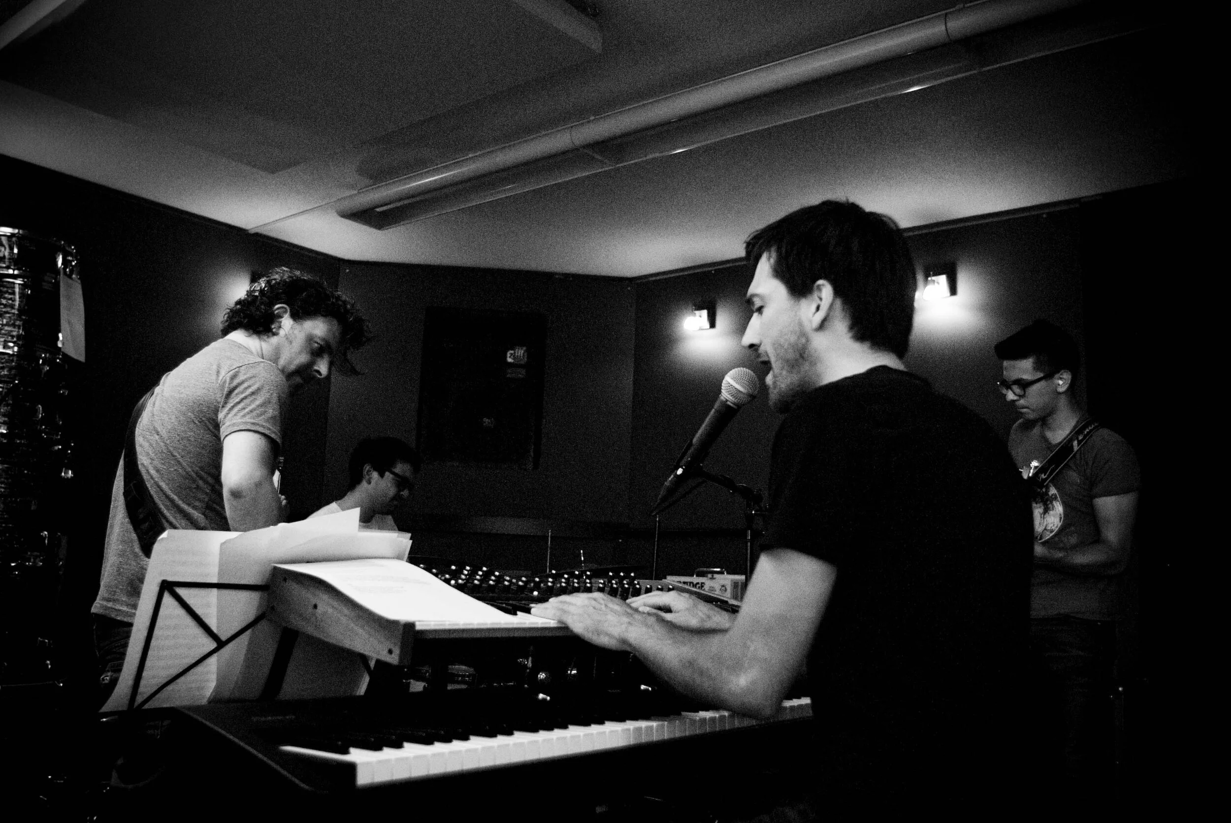 Ahead of new album, New Polarities tease 80's themed single, "No Use"