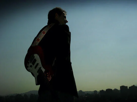 Manuel Guzman shares dynamic &amp; perplexing album, "Privat"