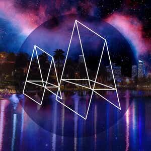 Amore Aurora impress on single &amp; music video for "Encuentros"