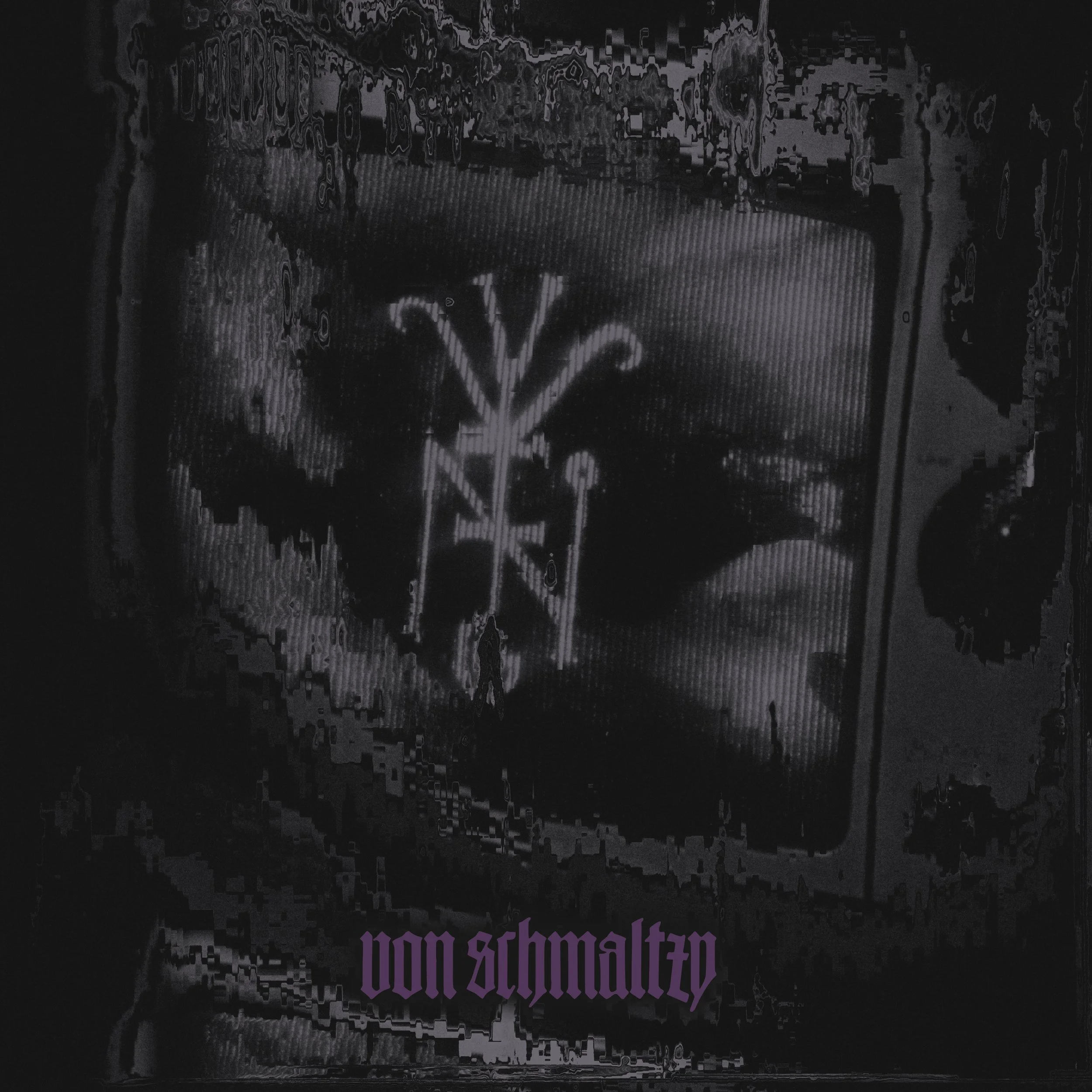 Von Schmaltzy unleashes his debut EP, "Vying Light"