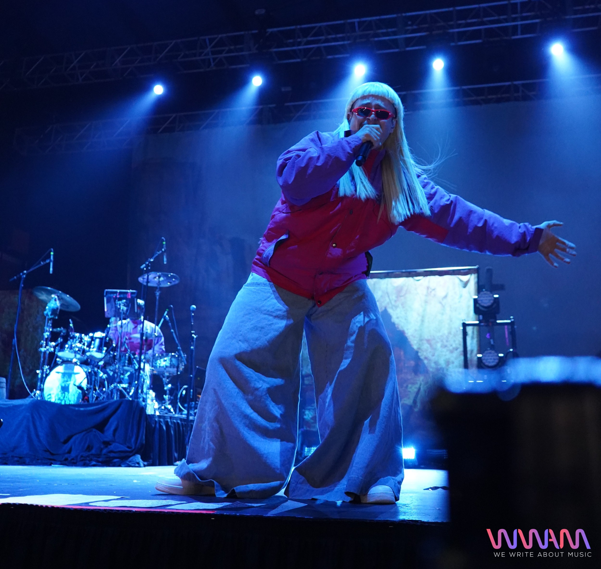 Oliver Tree Debuts "Cowboy Tears" at LA's Shrine Auditorium