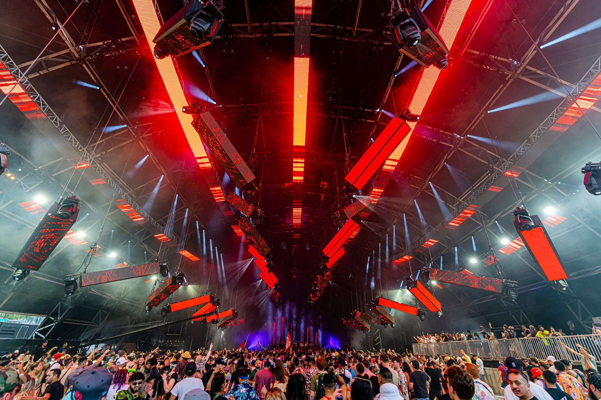 Carl Cox Spins Legendary Set at Ultra Music Festival Miami 2023