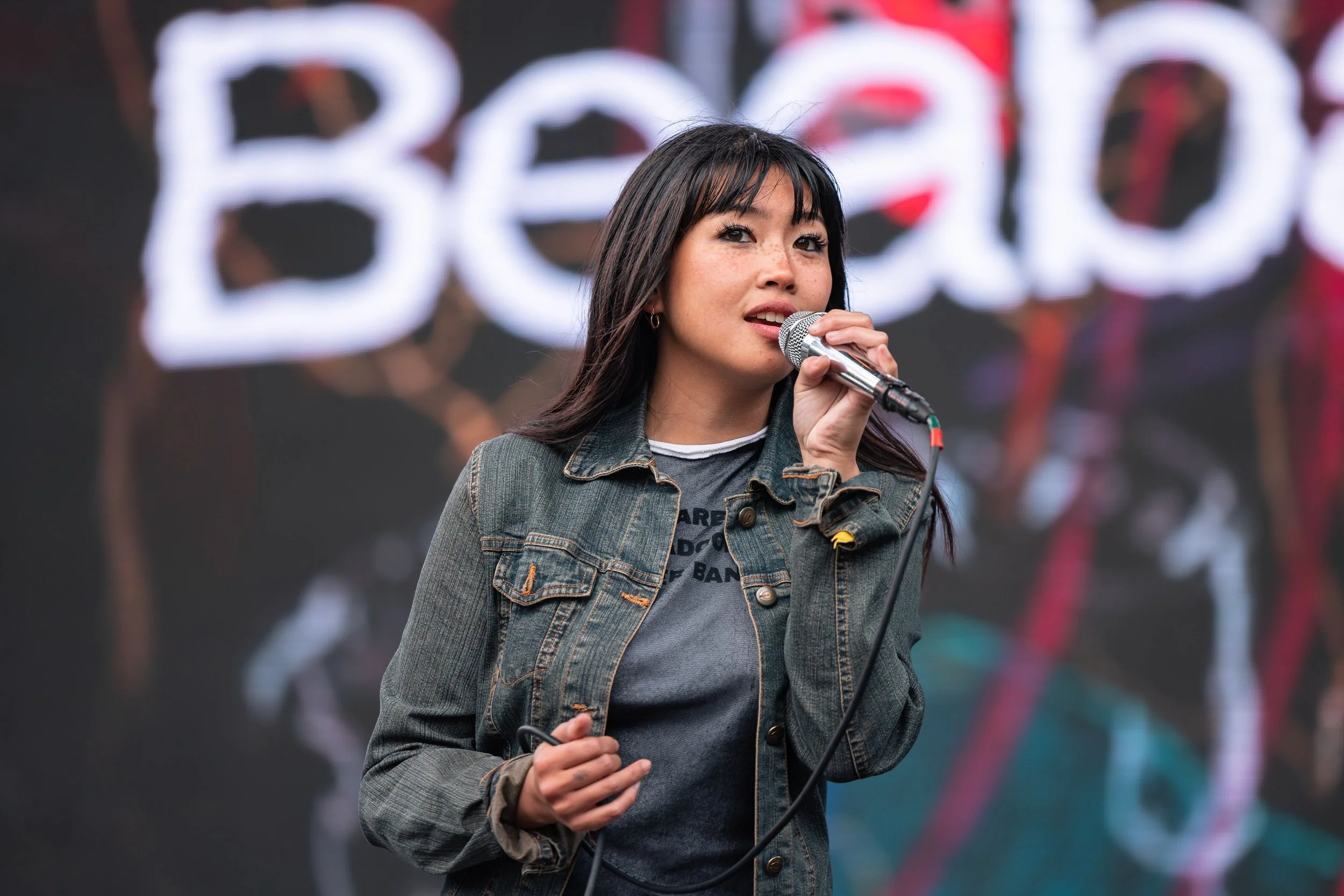 beabadoobee Enchants Outside Lands Festival with Unforgettable Performance