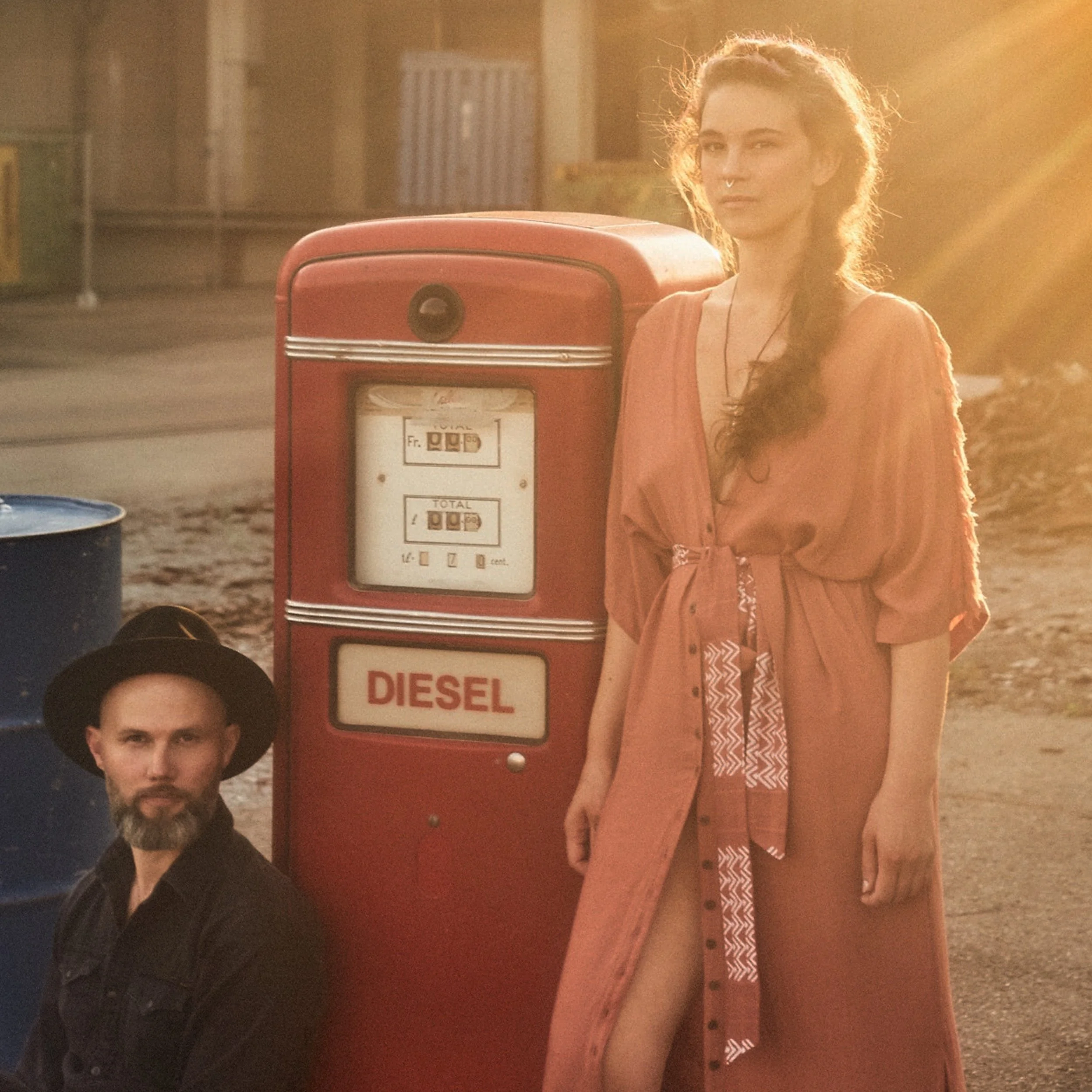 Goldschatz craft an enchanting journey through harmonious love with "Twin Flame"