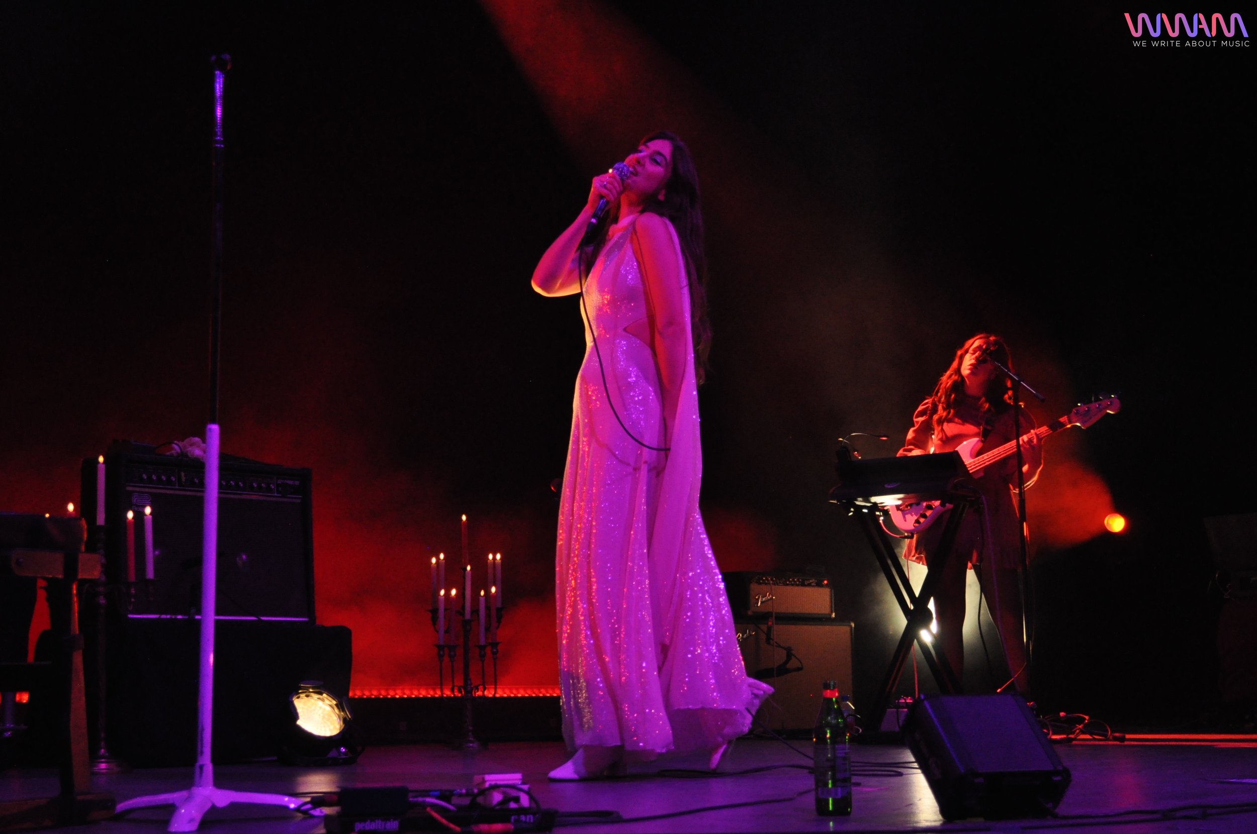 WeyesBloodGreekTheaterLosAngeles14.JPG