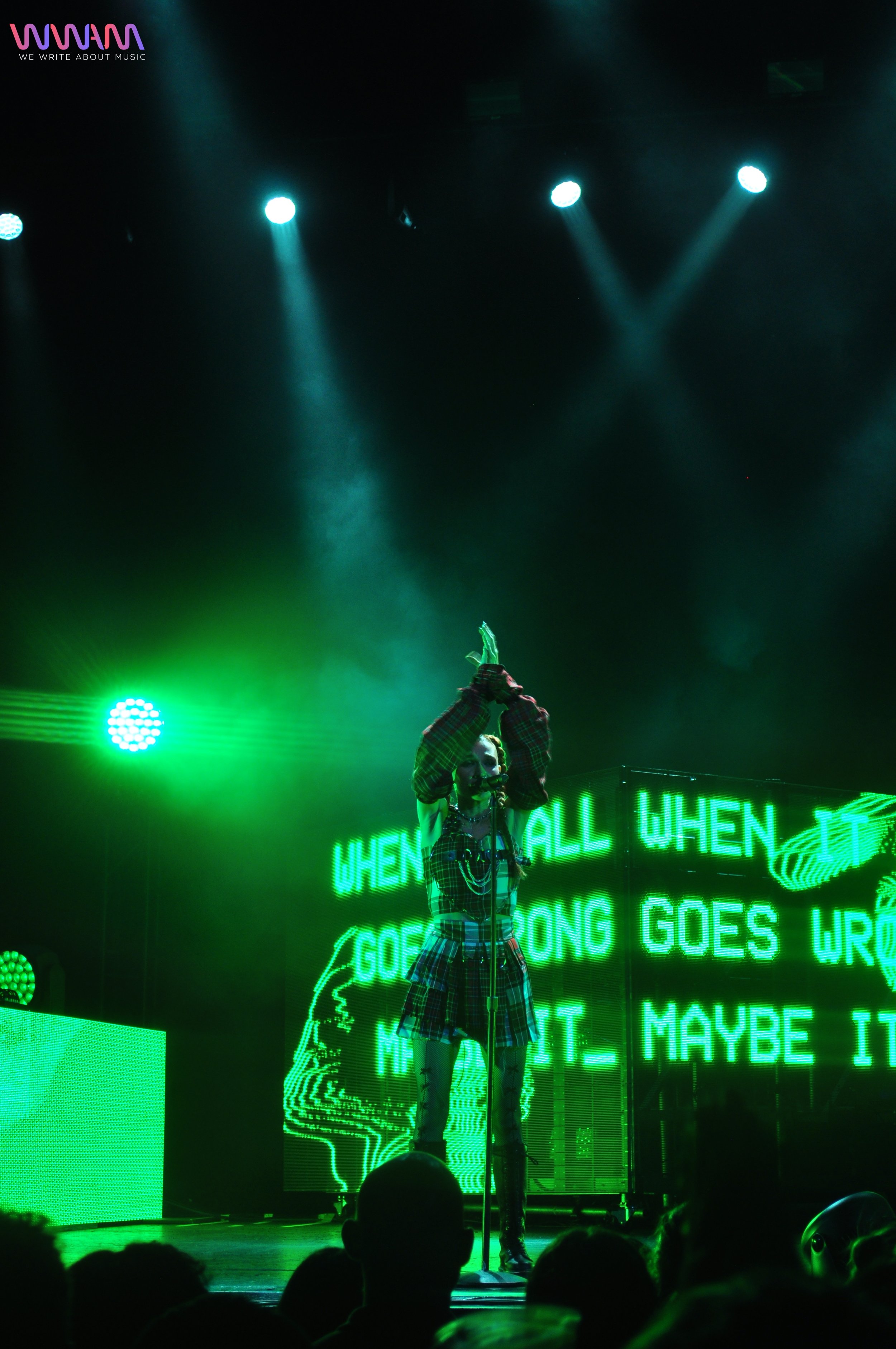 MisterWivesTheWiltern3.JPG