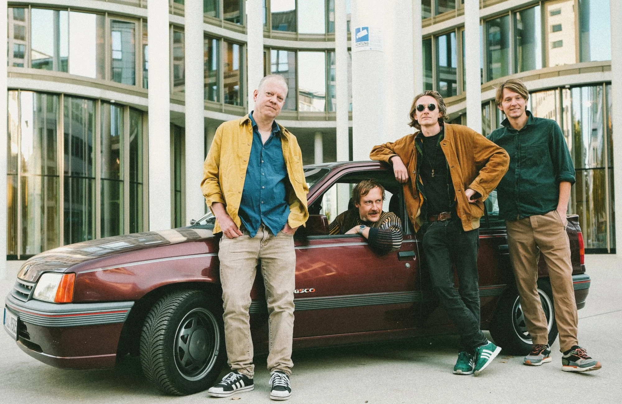 Deltawelle delivers a French New Wave journey with new EP, "Sentiments"