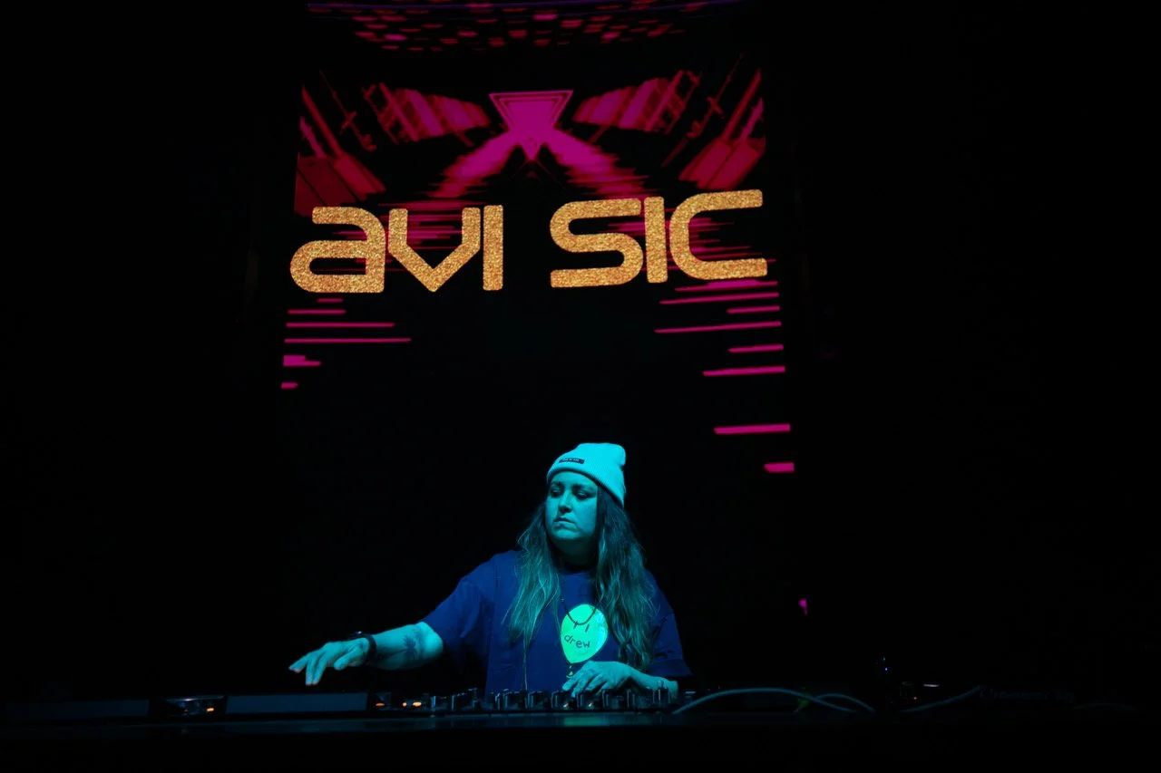 Avi Sic goes in-depth during Q&amp;A for latest collaboration single, "Like That"