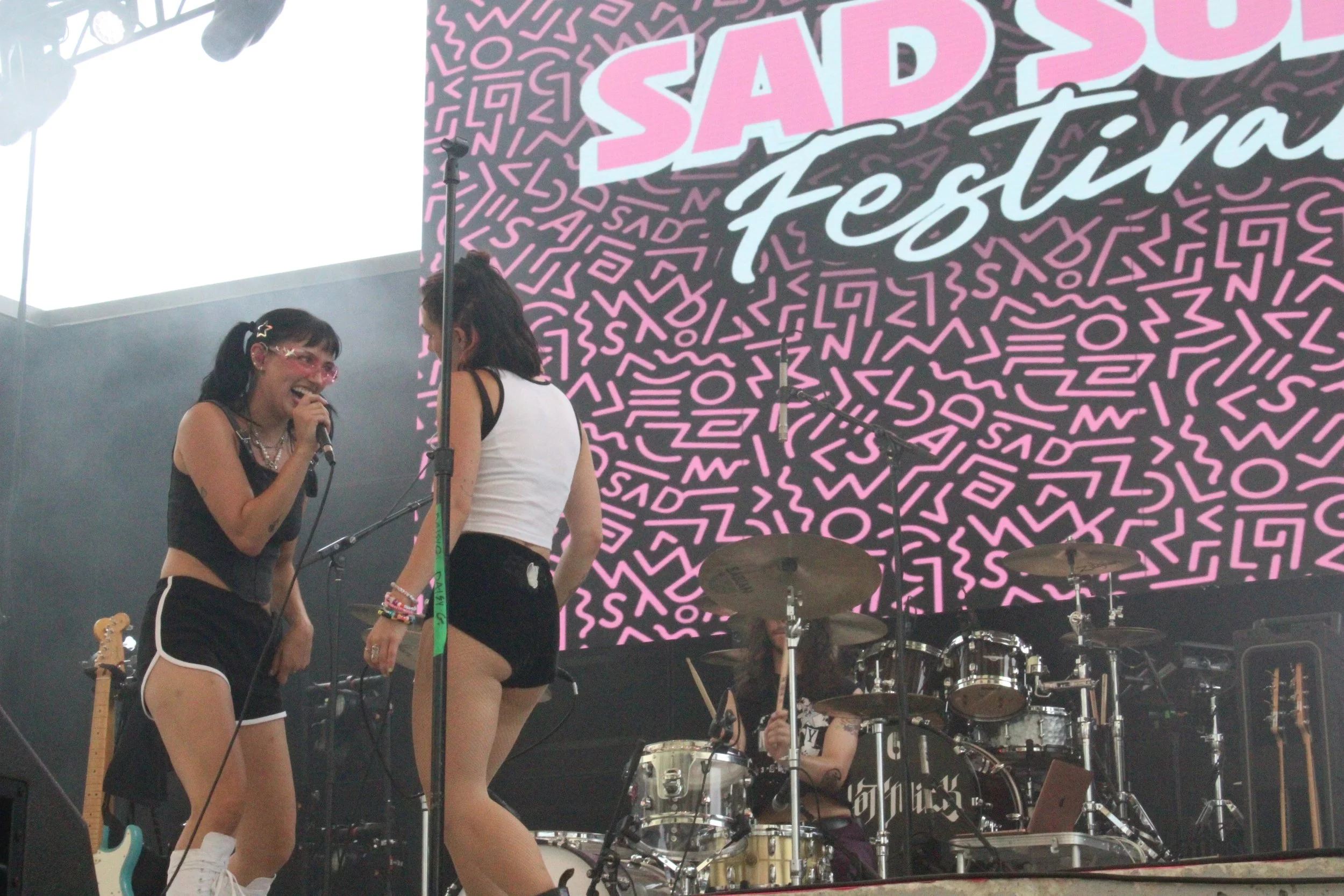 DaisyGrenadeSadSummerFestiva7.JPG