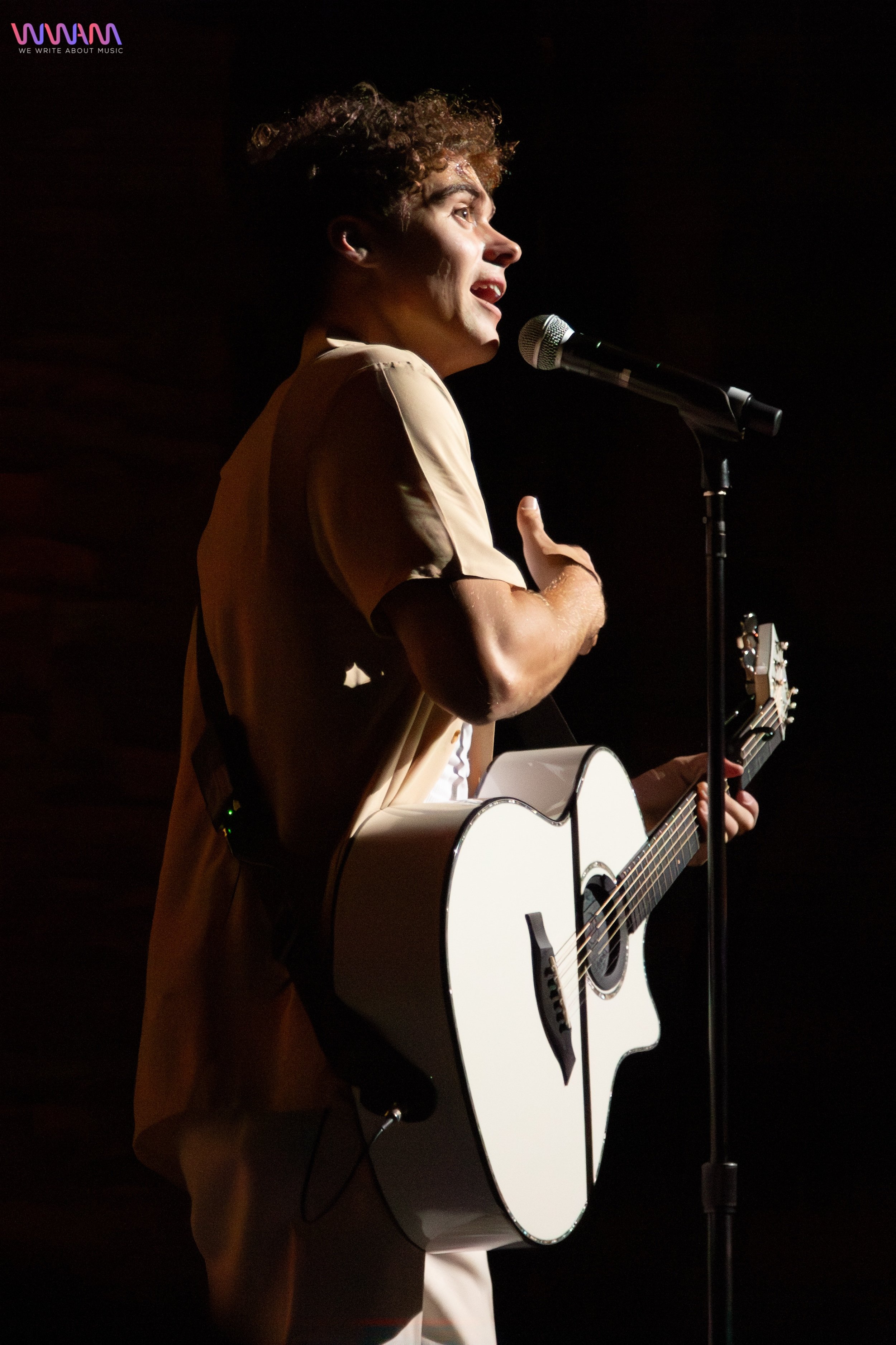JoshuaBassettSandyAmphitheatre9.jpg