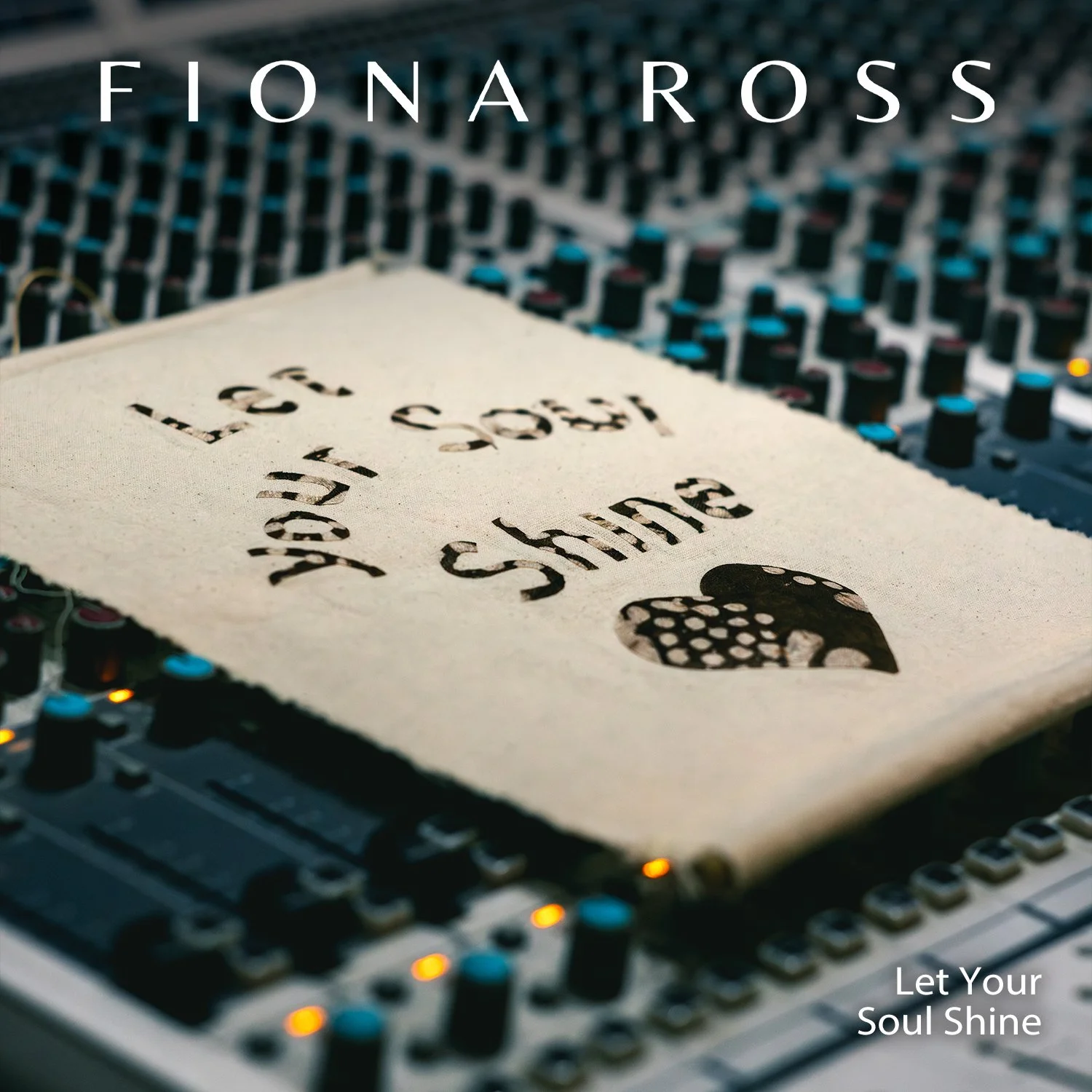 Fiona Ross channels timeless Jazz elegance on “Let Your Soul Shine”