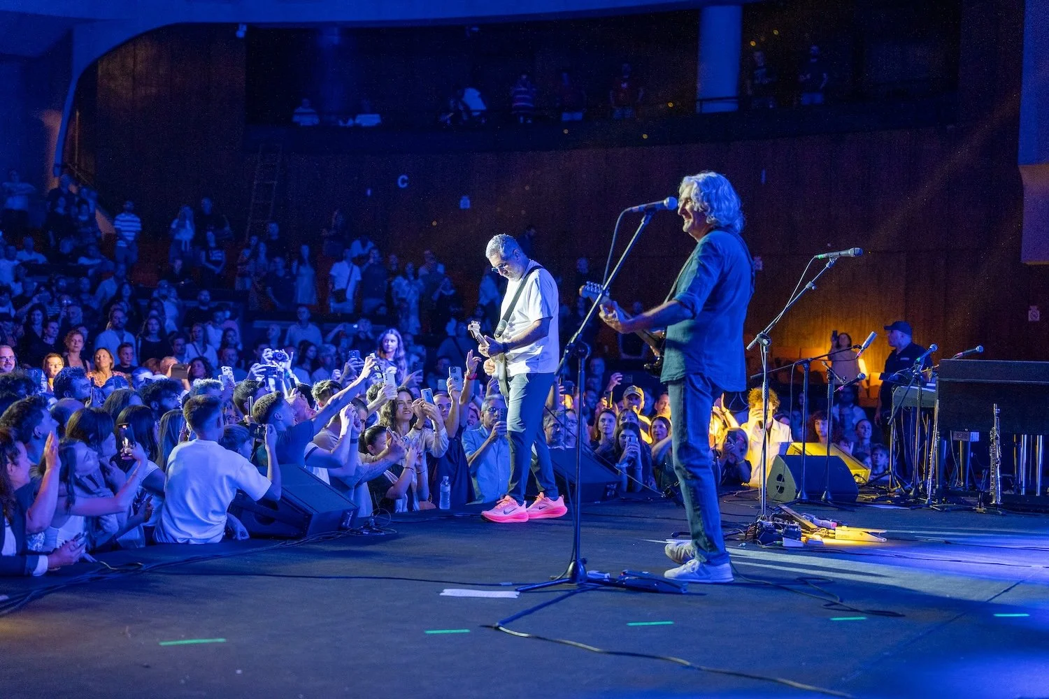 DireStraitsLegacyTiranaAlbania16.jpg