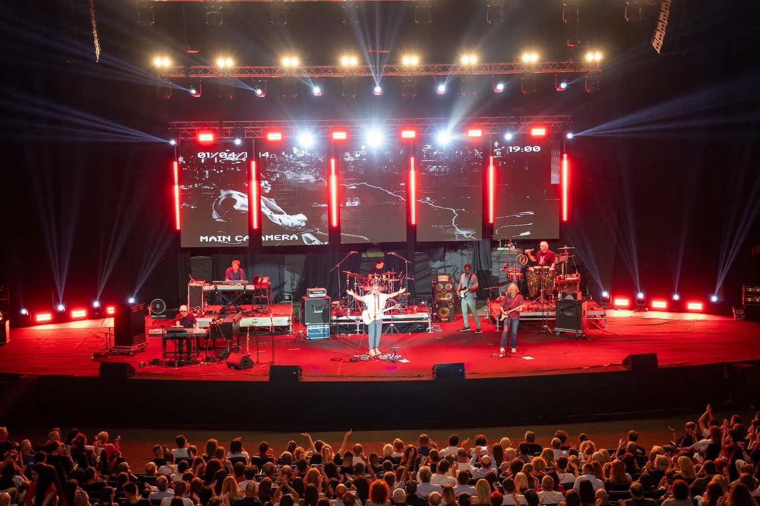 DireStraitsLegacyTiranaAlbania37.jpg