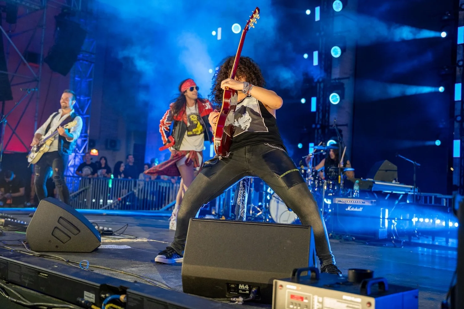 AttitudeGunsNRosesCheckInFestivalTirana5.jpg