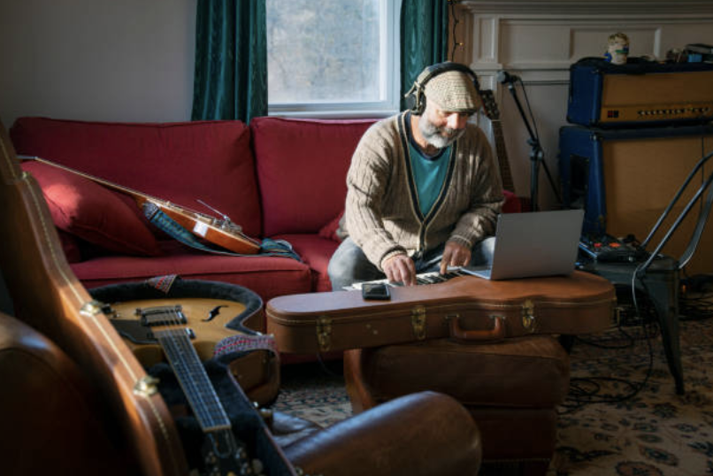 A comfortable Online Space for sharing Music Stories