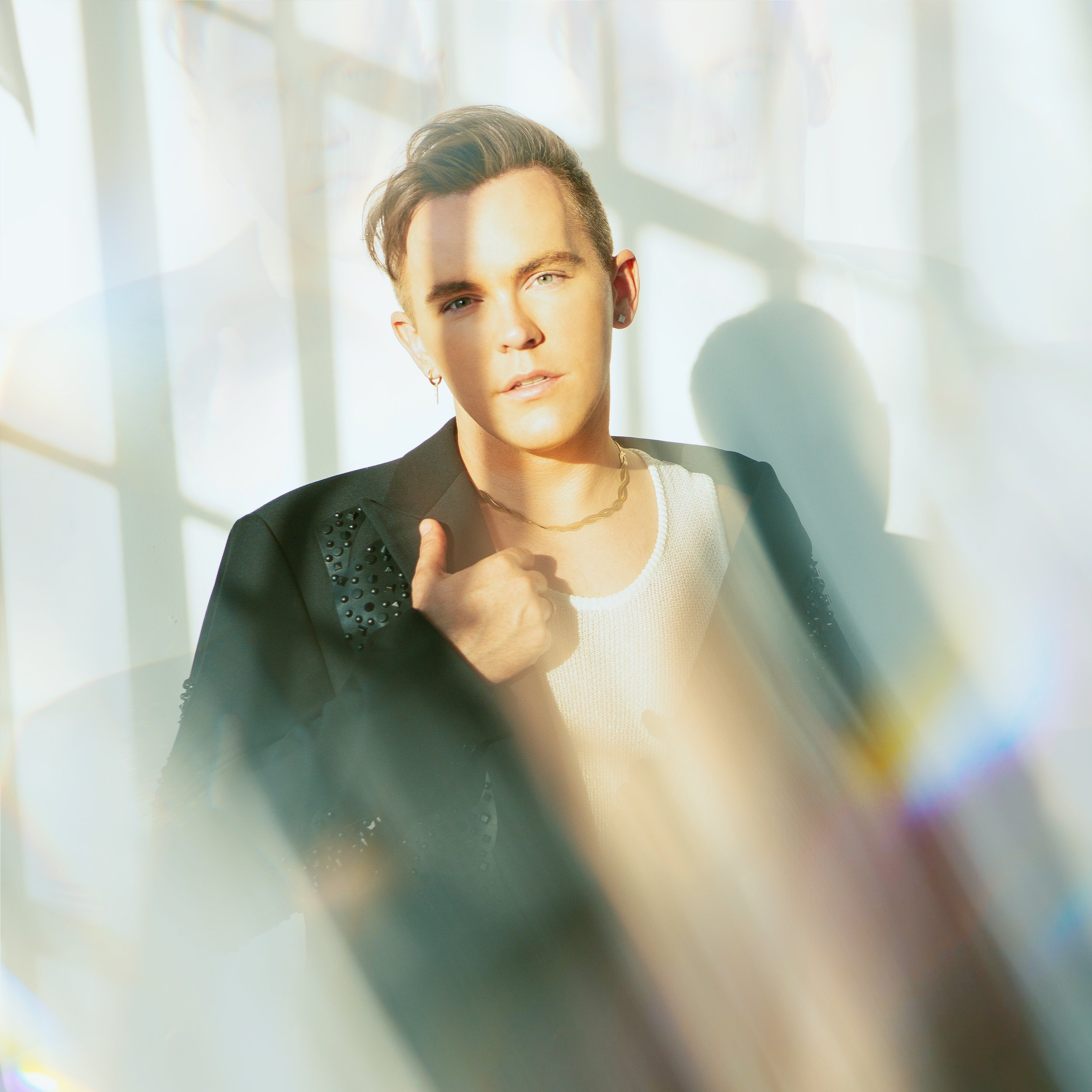 Connor Wren shares video for "Skyline Heart" off debut album, "Second Adolescence"
