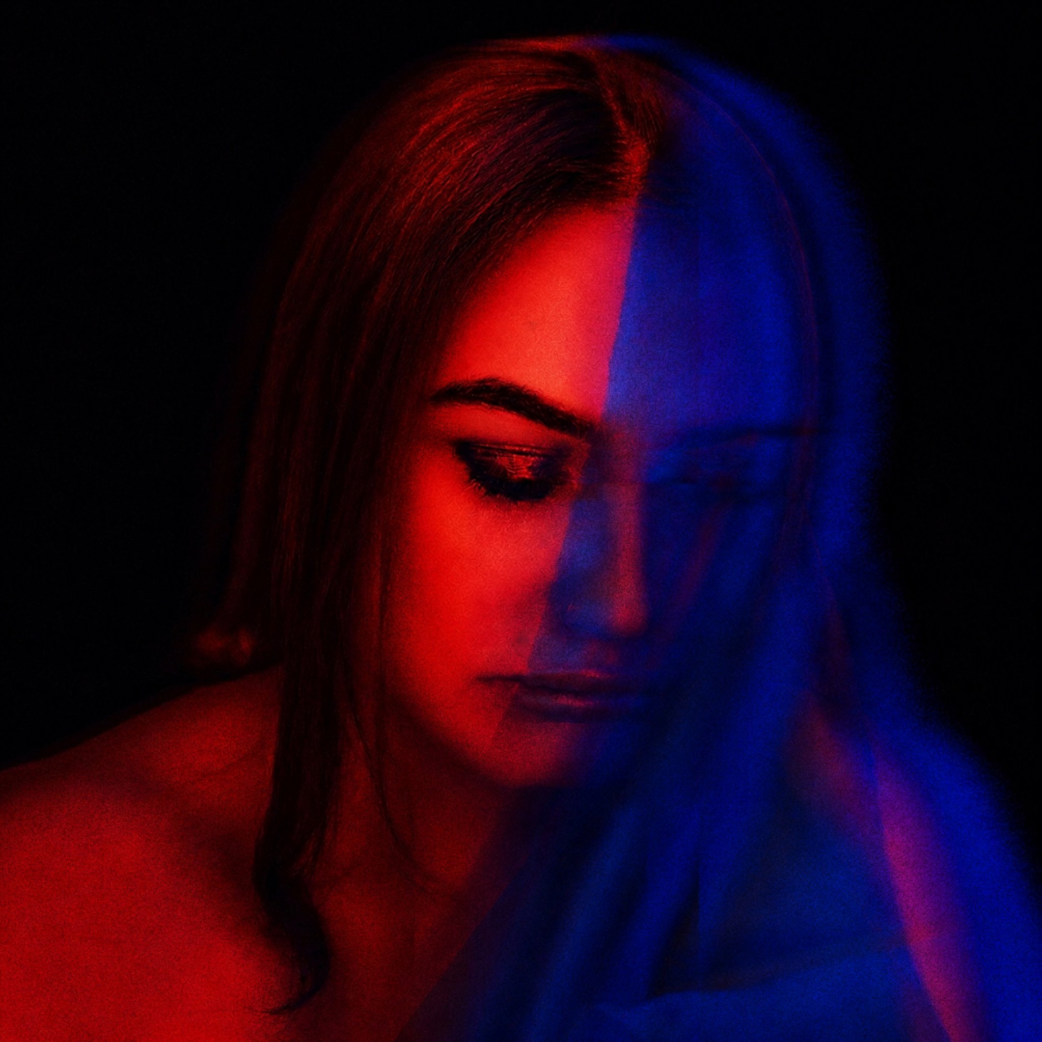 CAVN &amp; KATIA HARLOWX collaborate on a hypnotic single, “A Warmth So Cold”